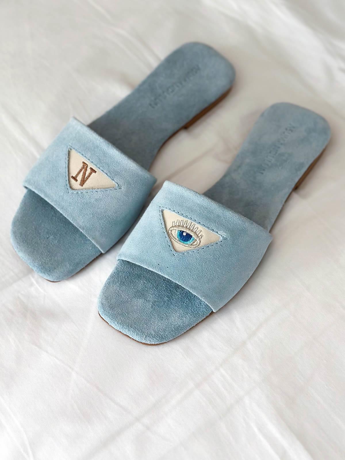 WAVY SUEDE BABY BLUE