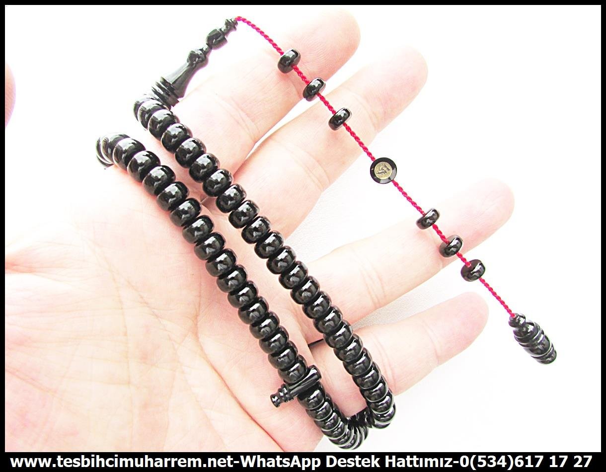 99luk Dua Ve Namaz TesbihatlarıTM13822 Seyyit Babaeski Usta İşçiliği ile Hazırlanan “Berekallah” Tesbih | 99'luk Ateş Kehribar, Kırmızı Renk, Küre Model, Gümüş Püskül TesbihTespih 99'luk Sıkma Kehribar l  Jaguar Siyah Mısır Kesim Hamd Dua Tesbihatı 