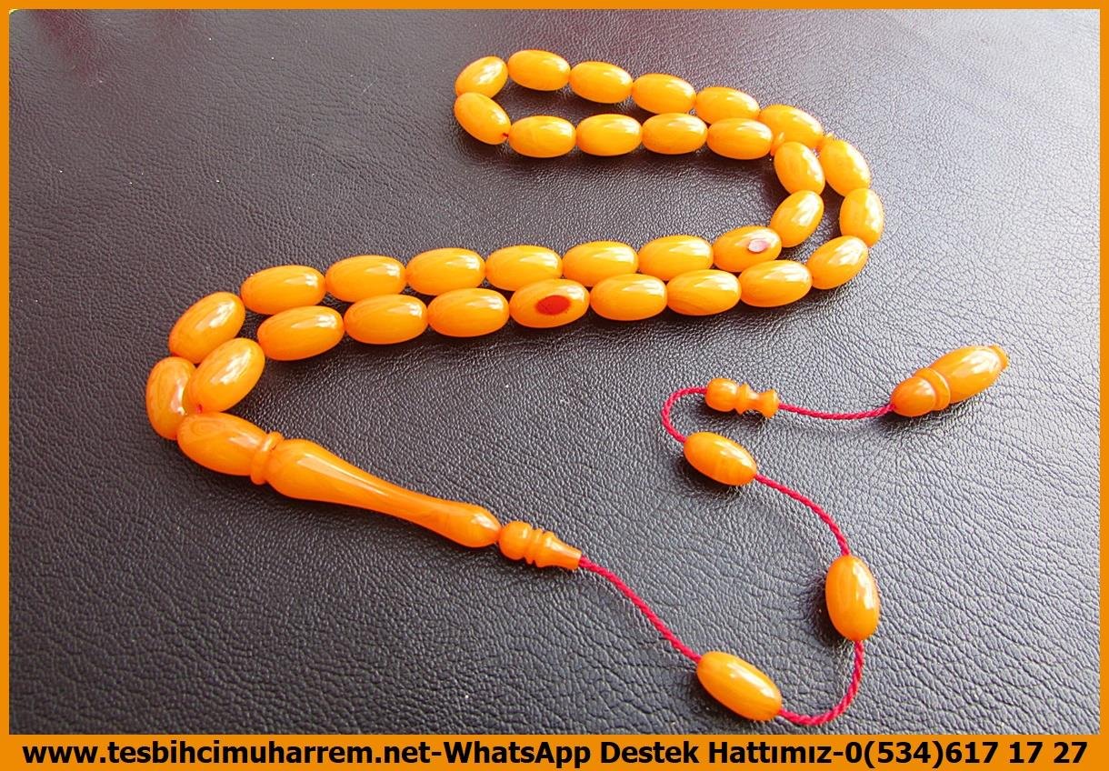 Osmanlı Benzetme Eskitme Eski Usül TesbihlerTM13969Birkan Soylu İmzalı ''Sarı Tutku'' Tesbih – Yıllanmış Sıkma Kehribar, Beyzi Kesim, Patinli El Yapımı Özel Tasarım TespihTespih Sıkma Kehribar I Patinli Badem Kesim Yılanmış Renginin Doruğunda Turuncu Renkler Tesbih