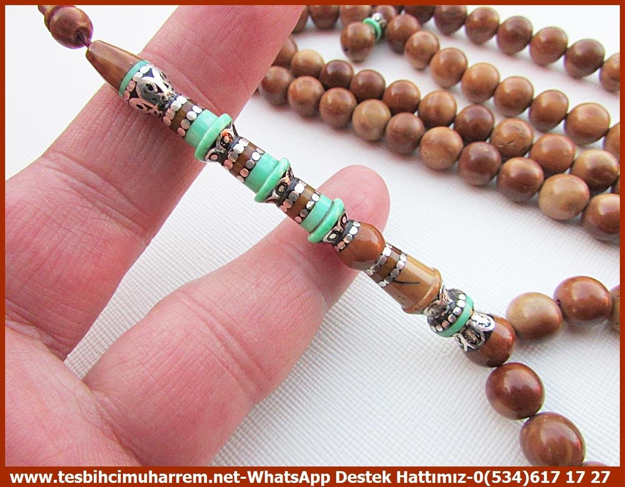 Kuka Ağacı TesbihlerTM13022En kaliteli malzemelerle üretilmiş, 99 adet Kuka taneli, nakkaş işlemeli, imameli ve dua tespihleri Tesbihcimuharrem.net'te! Minareci tesbih koleksiyonumuzu keşfedin.Tespih Kuka 99 Habbeli Nakkaş İmameli Dua Tespihatı Minareci Tesbih