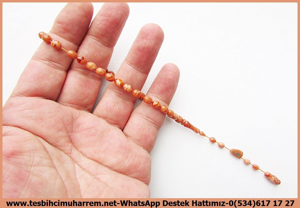 Maskot, Bileklik ve Bürokrat TespihlerTM13982Falcı Tesbih : Mutlu Kaan Erbay Usta İşçilikli Sütlü Kahve Bürokrat Sıkma Kehribar Tesbih – Bilek Boy Gizemli Zarafet Tespih Bürokrat Sıkma Kehribar I Bilek Boy Sütlü Kahve Falcı Tesbih