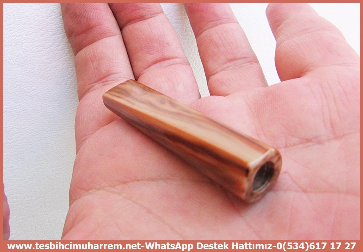 Katalin Ve Bağa TesbihlerTM13988Muharrem Karaoğlu Usta Dizayn Katalin Tesbih – Damarlı Kahve Renk, Gümüş Püsküllü, Ağızlık Hediyeli “Aslanım Eller” İsimli Özel TespihTespih Katalin I Gümüş Püsküllü Ağızlık Hediyeli Aslanım Eller Tesbih