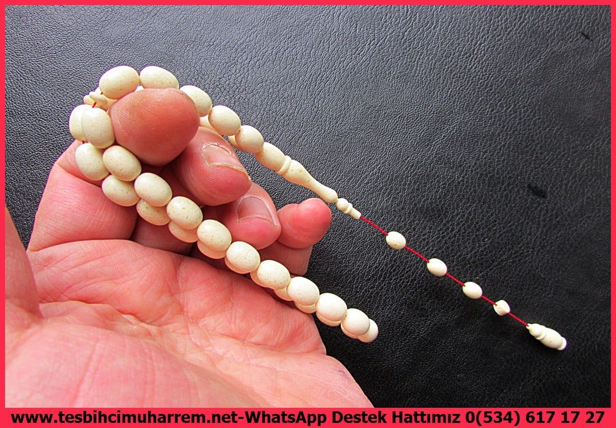  Damla Kehribar TesbihlerTM14322Öner Erol Usta İmzalı Litvanya Stick Pres Damla Kehribar Tesbih – “Mesele” Özel Çalışma Koleksiyonluk Premium TesbihLitvanya Stick Pres Damla Kehribar Tespih I Özel Çalışma Mesele Tesbih