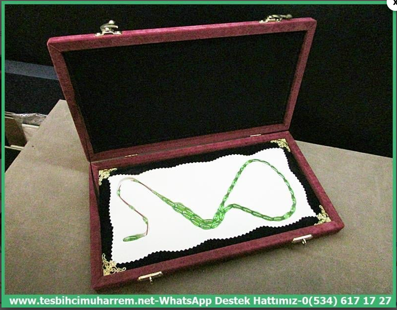 Katalin Ve Bağa TesbihlerTM14102Servet Kadir Usta İşçilikli Eski Zar Katalin Tespih – Özel Gömme Kutulu, Badem Kesim, Fıstık Yeşili Huzur TesbihServet Kadir Usta İşçilikli Eski Zar Katalin Tespih – Özel Gömme Kutulu, Badem Kesim, Fıstık Yeşili Huzur Tesbih