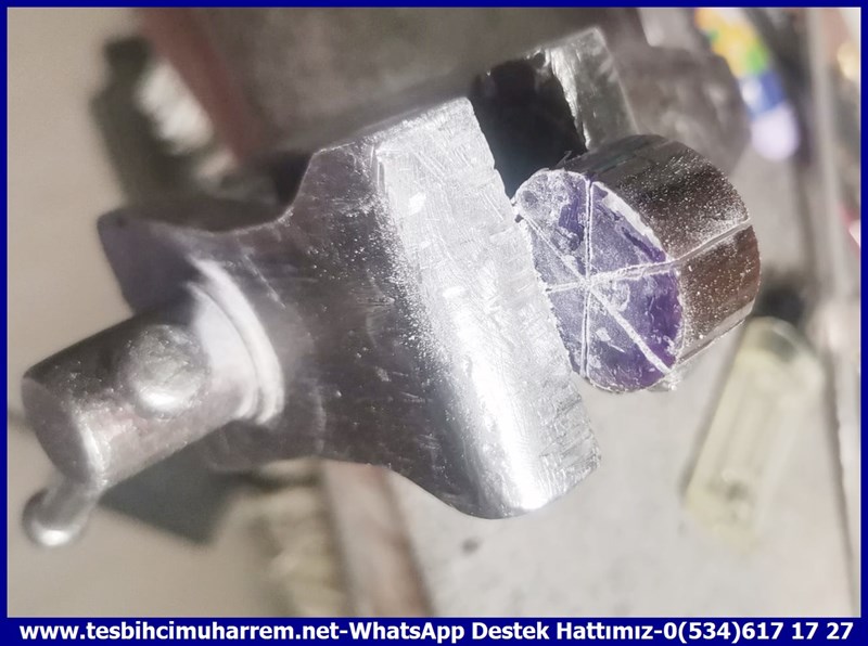 Katalin Ve Bağa TesbihlerTM11640Tesbih Katalin Eski Alman İndigo Dik Yumuşak Kadife Kesme KralTesbih Katalin Eski Alman İndigo Dik Yumuşak Kadife Kesme Kral