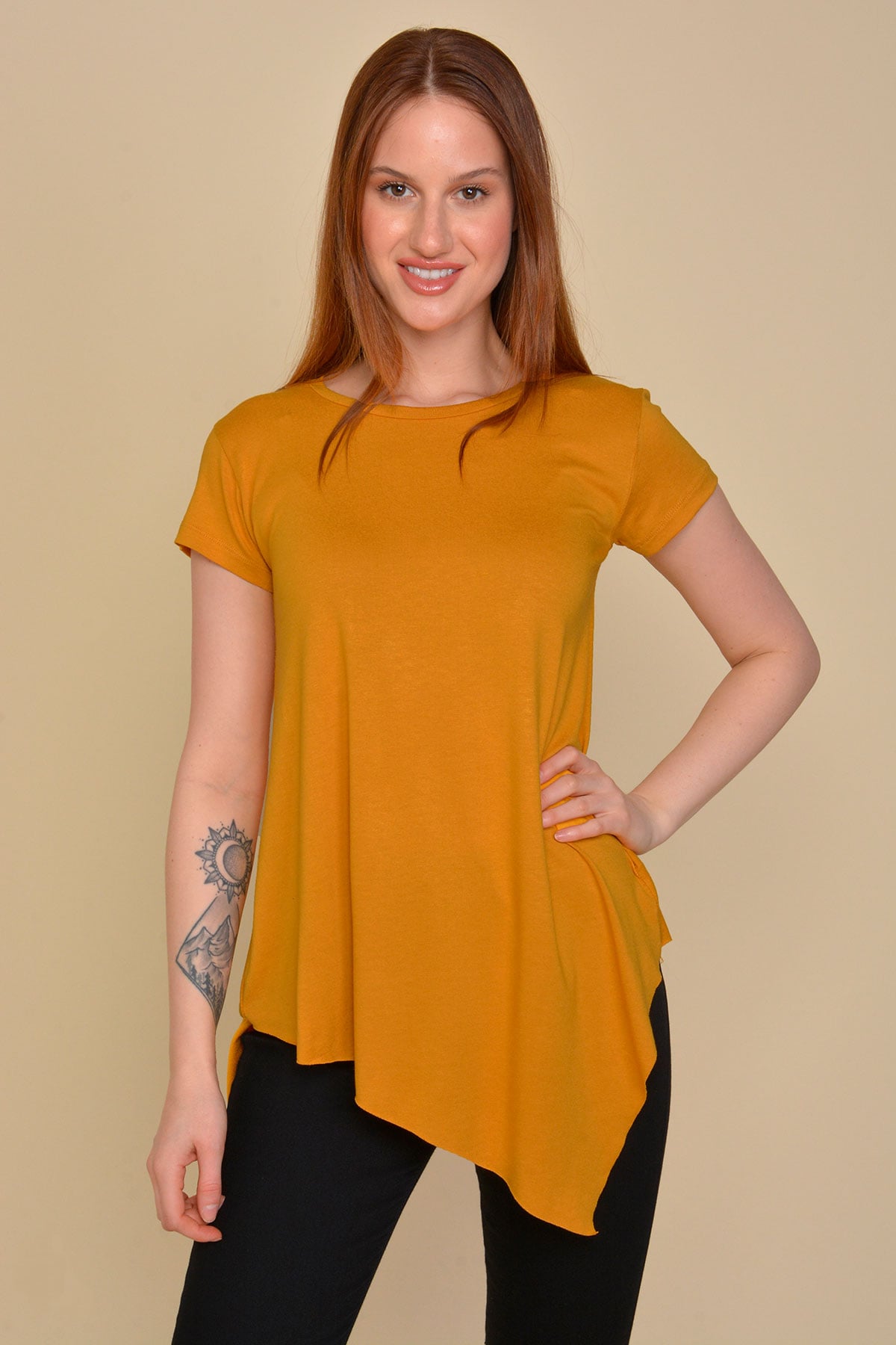 Asimetrik Kesim Basic T-Shirt