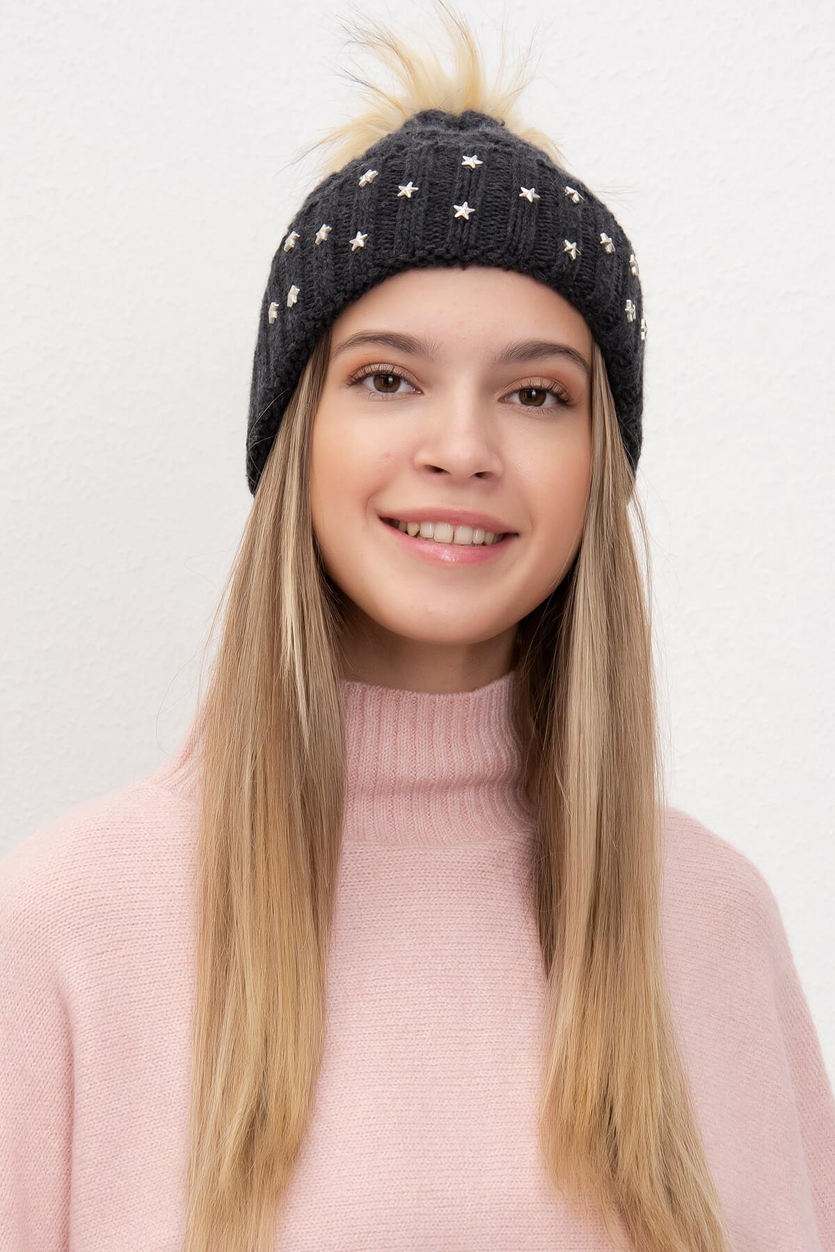 Becky Yıldızlı %50 Yün Kadın Bere