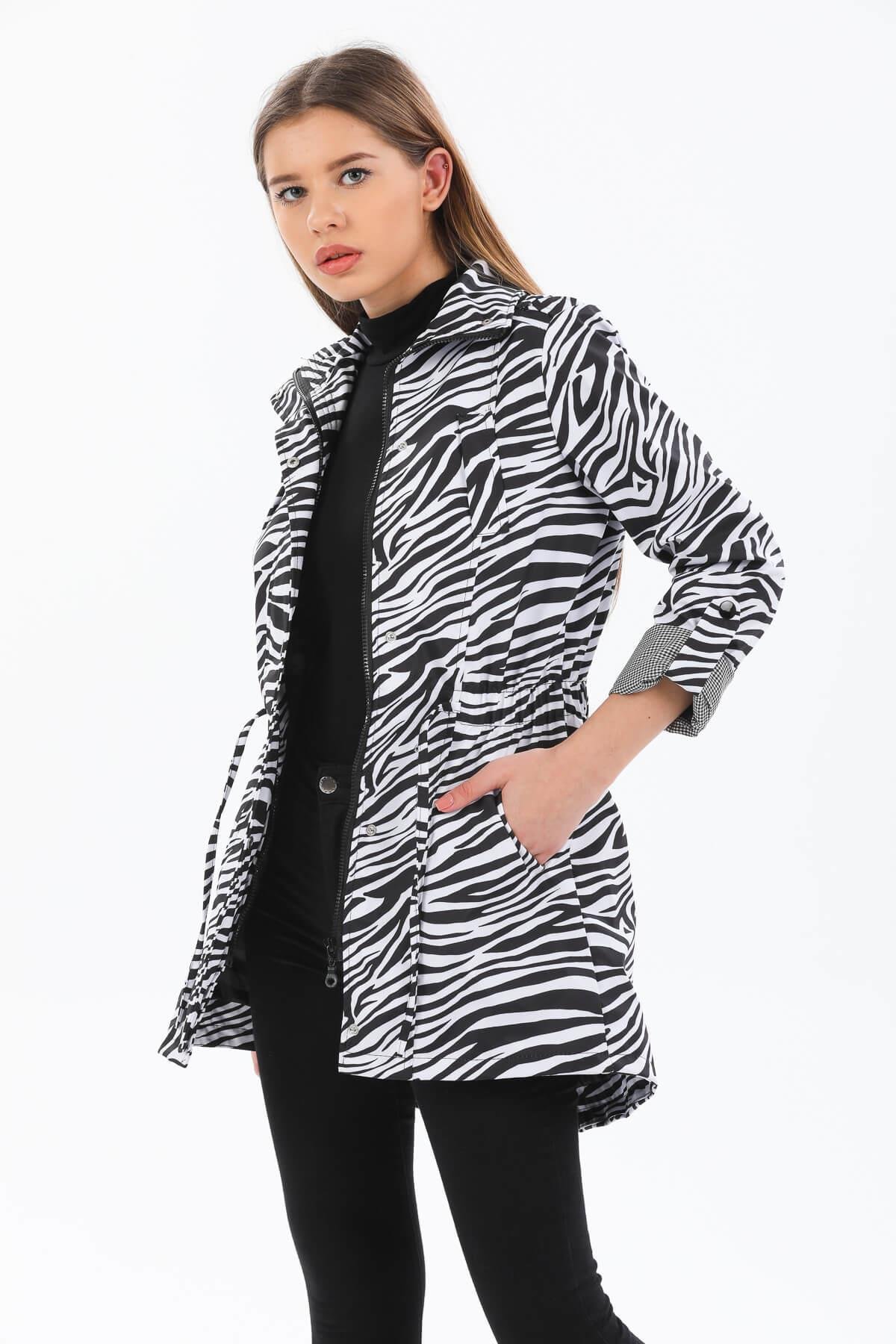 Bel Lastikli Kadın Beyaz Trençkot