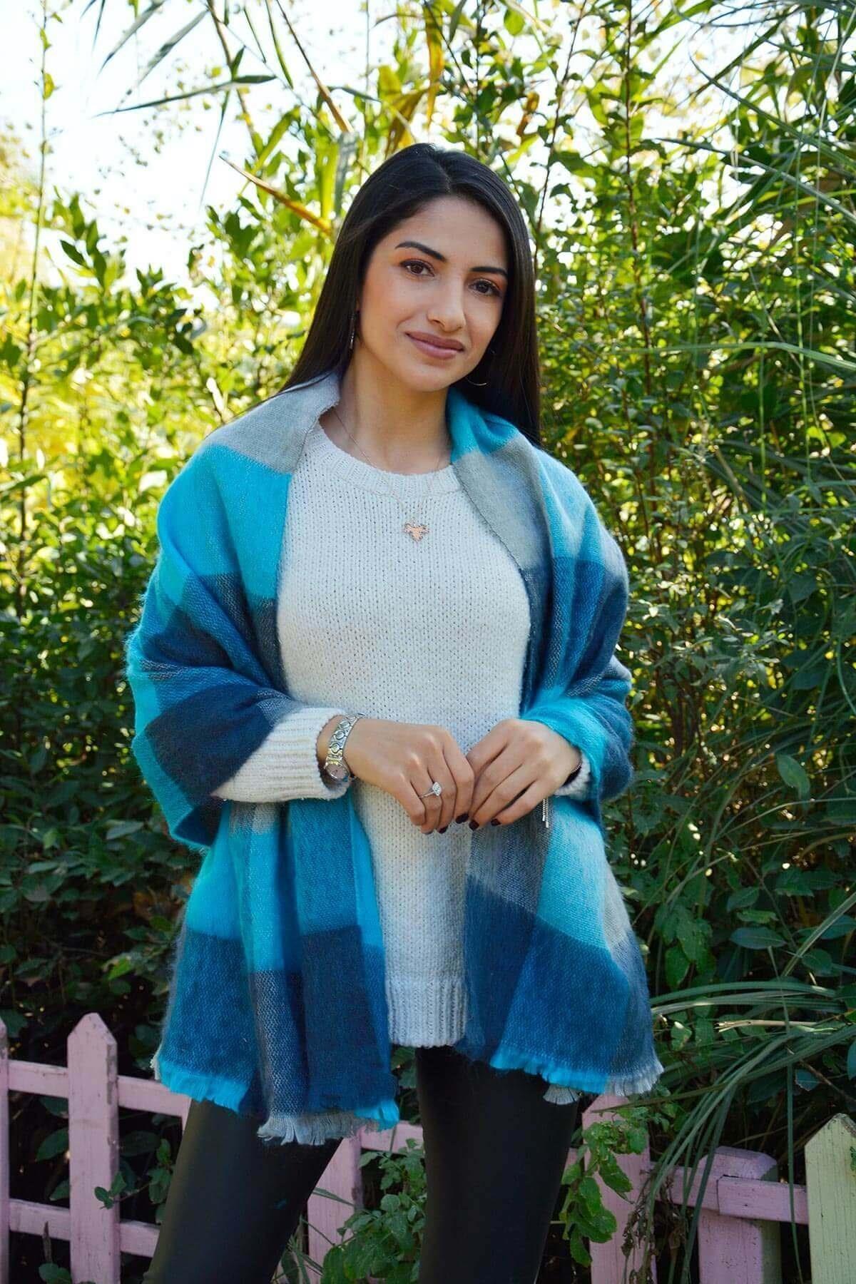 Clara Puf Kadın Şal