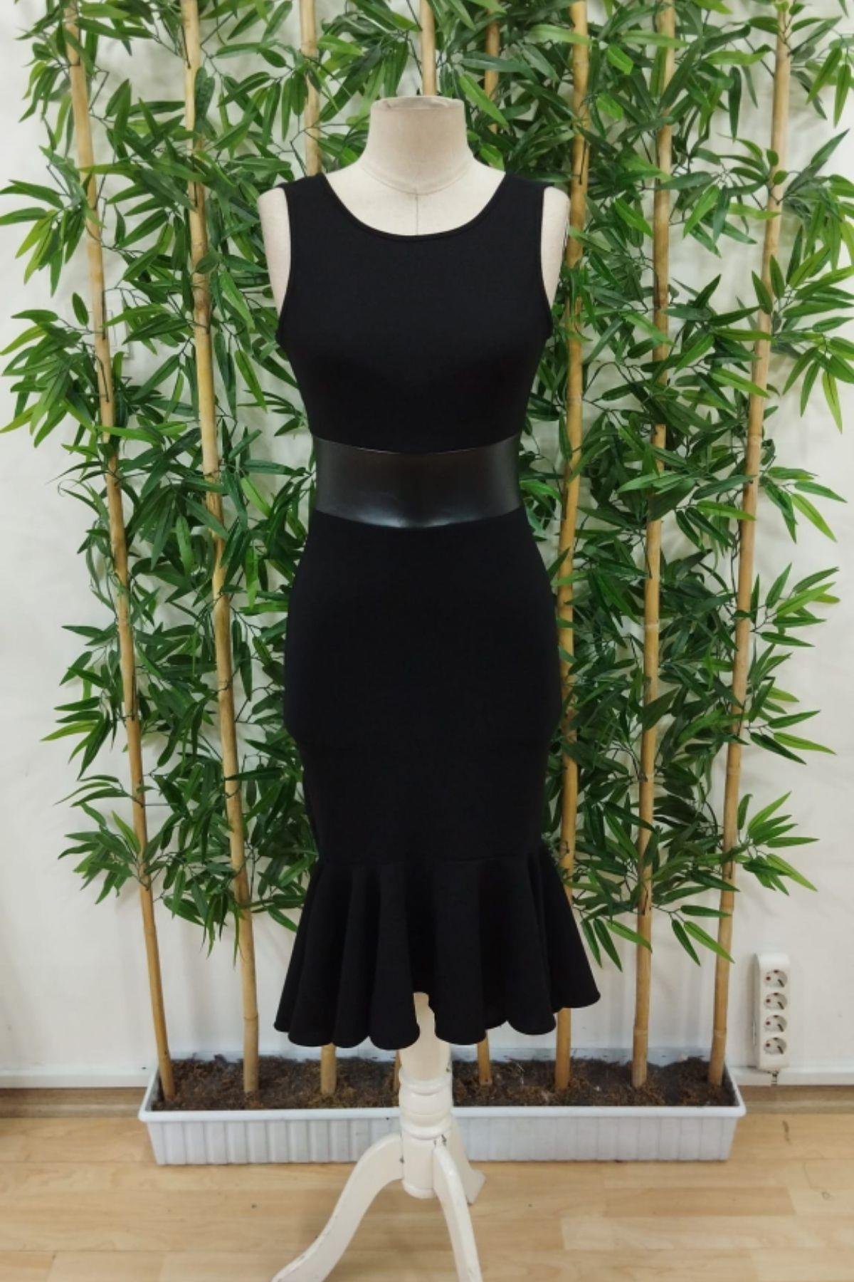 Deri Detaylı Volanlı Midi Krep Elbise Siyah