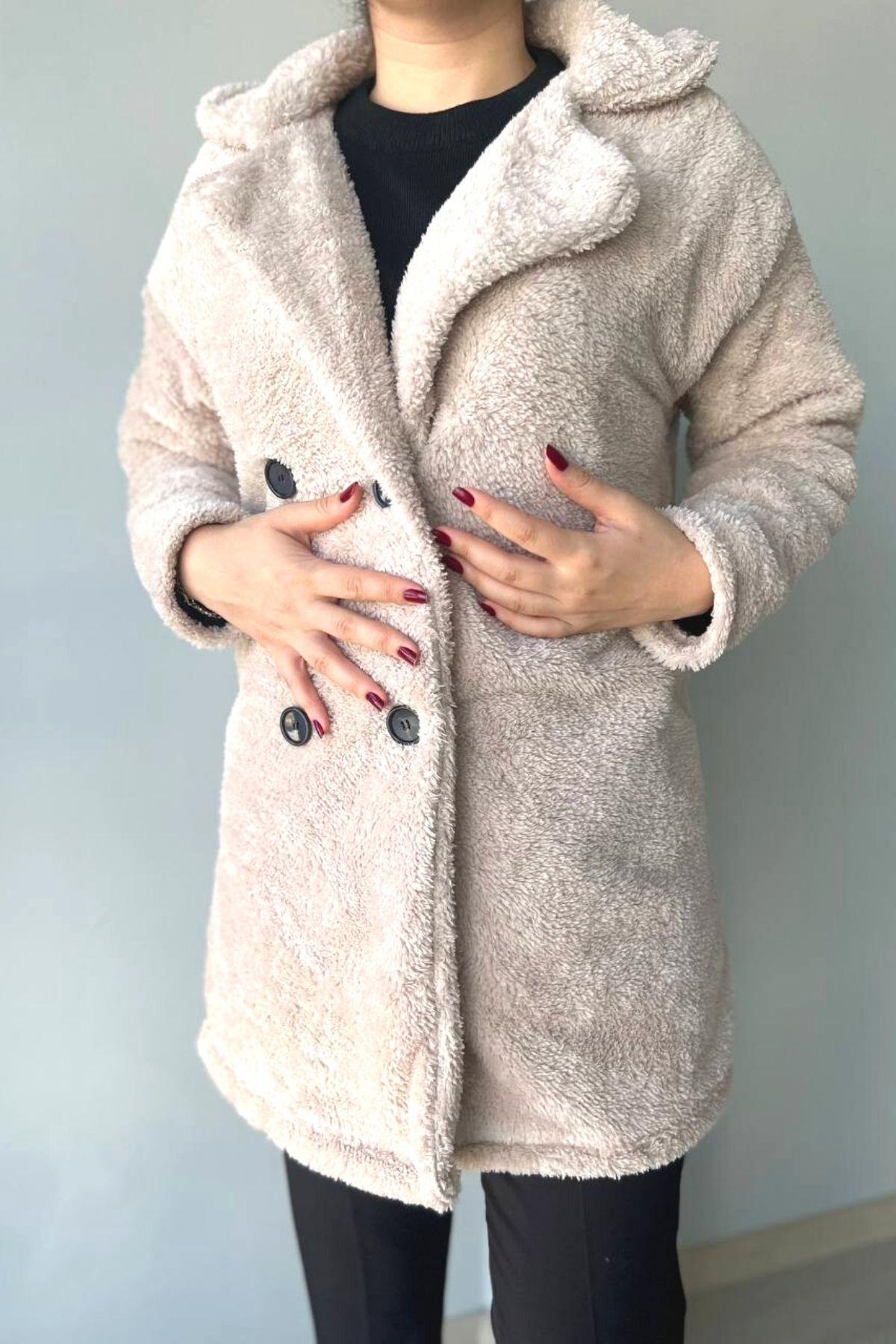 Düğmeli Peluş Mont Bej