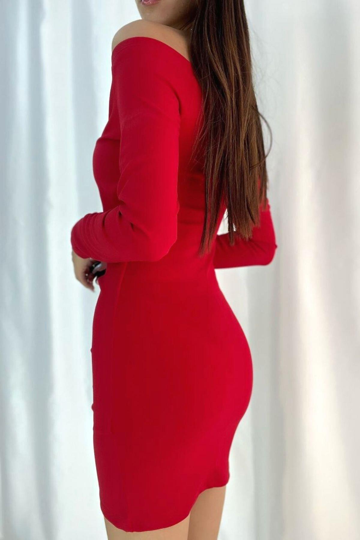 Düşük Omuz Büzgülü Mini Elbise Kırmızı 582288