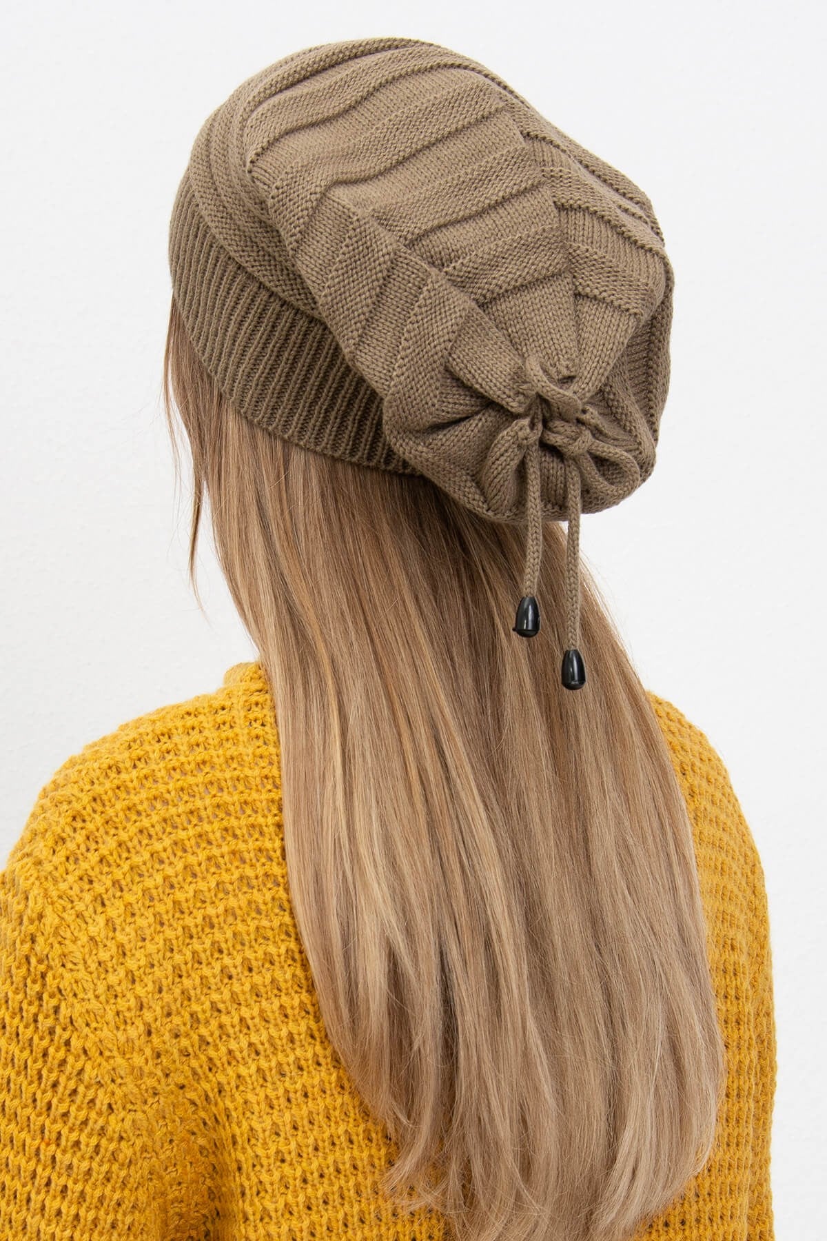 Estelle Unisex Bere