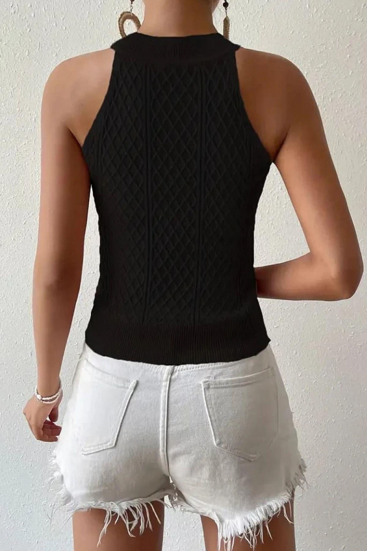 Halter Yaka Mini Baklava Desenli Triko Bluz Siyah