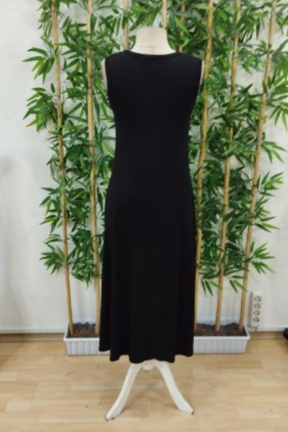 Kalın Askılı V Yaka Yırtmaçlı Viskon Elbise Siyah