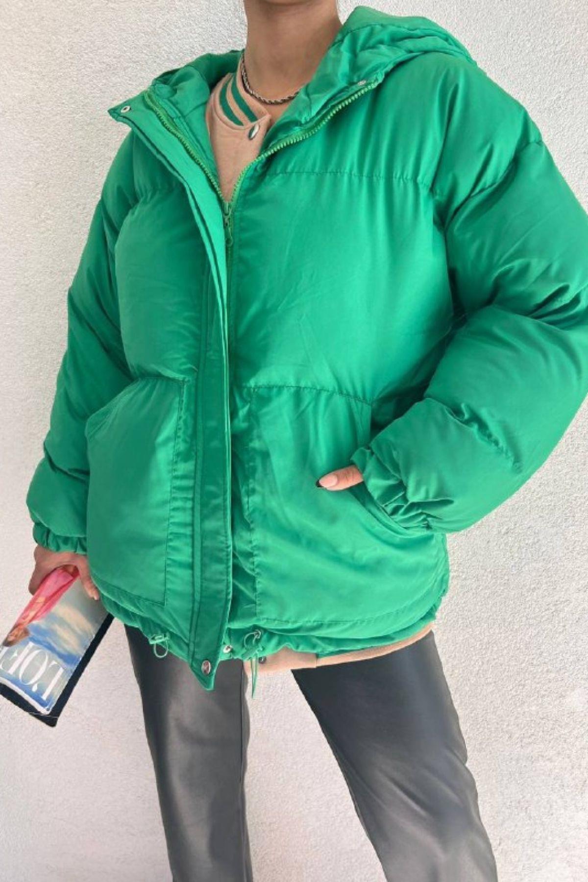 Kapüşonlu Şişme Mont Yeşil