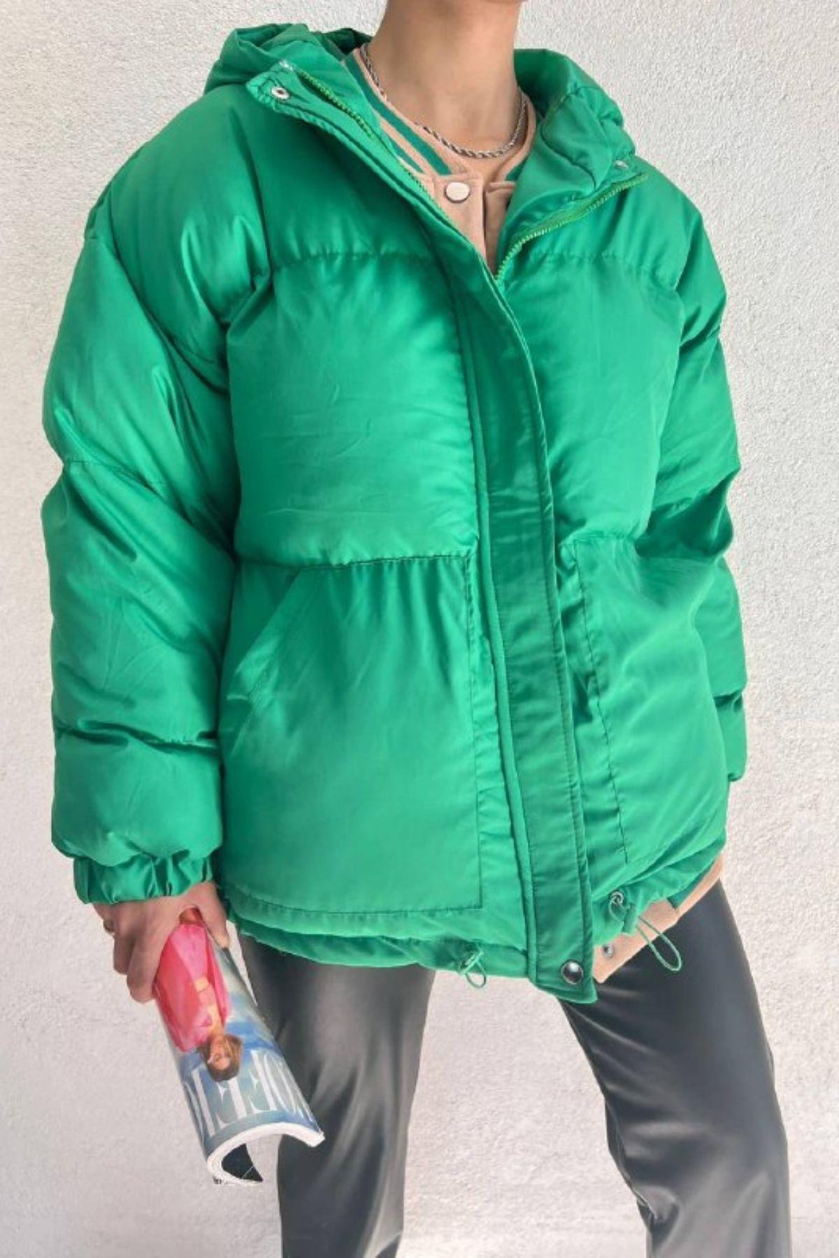 Kapüşonlu Şişme Mont Yeşil