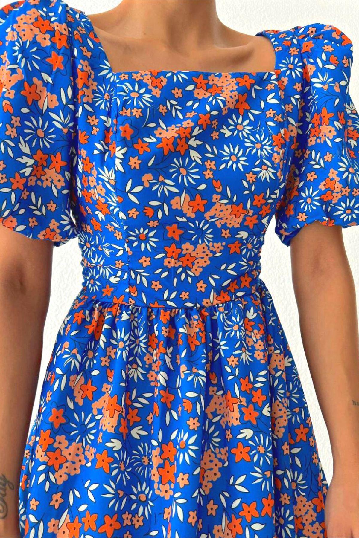 Kare Yaka Çiçek Desenli Uzun Elbise Saks