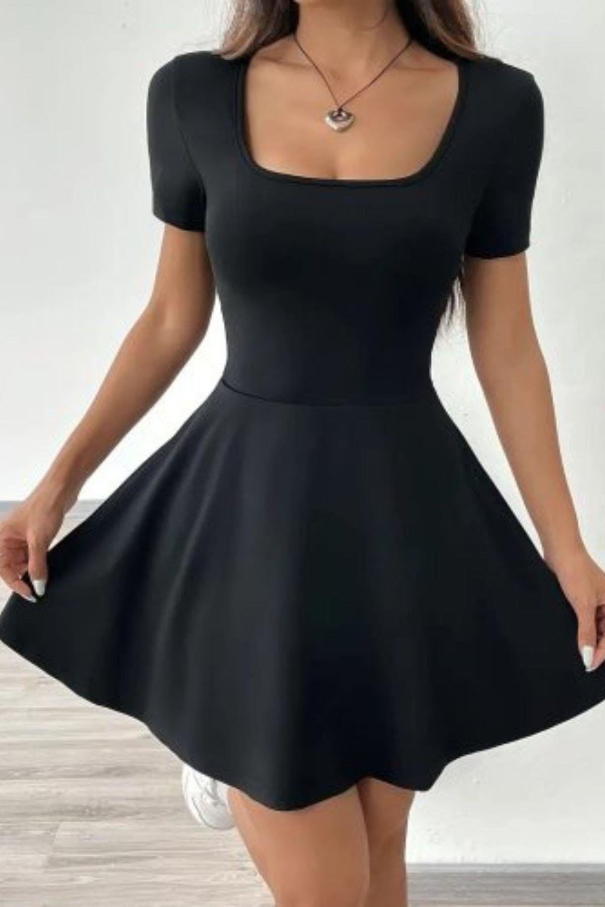 Kare Yaka Şort Detaylı Dalgıç Elbise Siyah