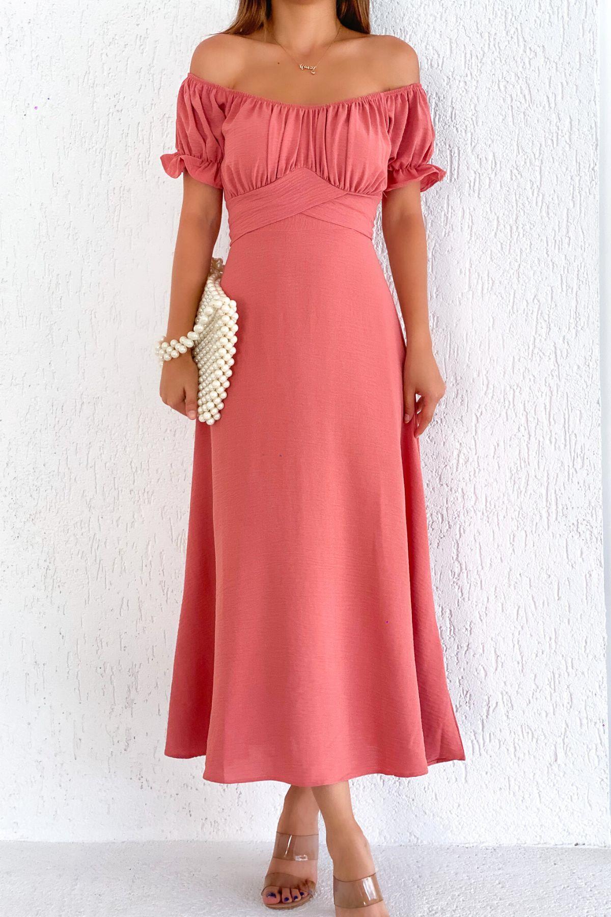 Kemerli Kol Lastikli Madonna Yaka Elbise Pembe