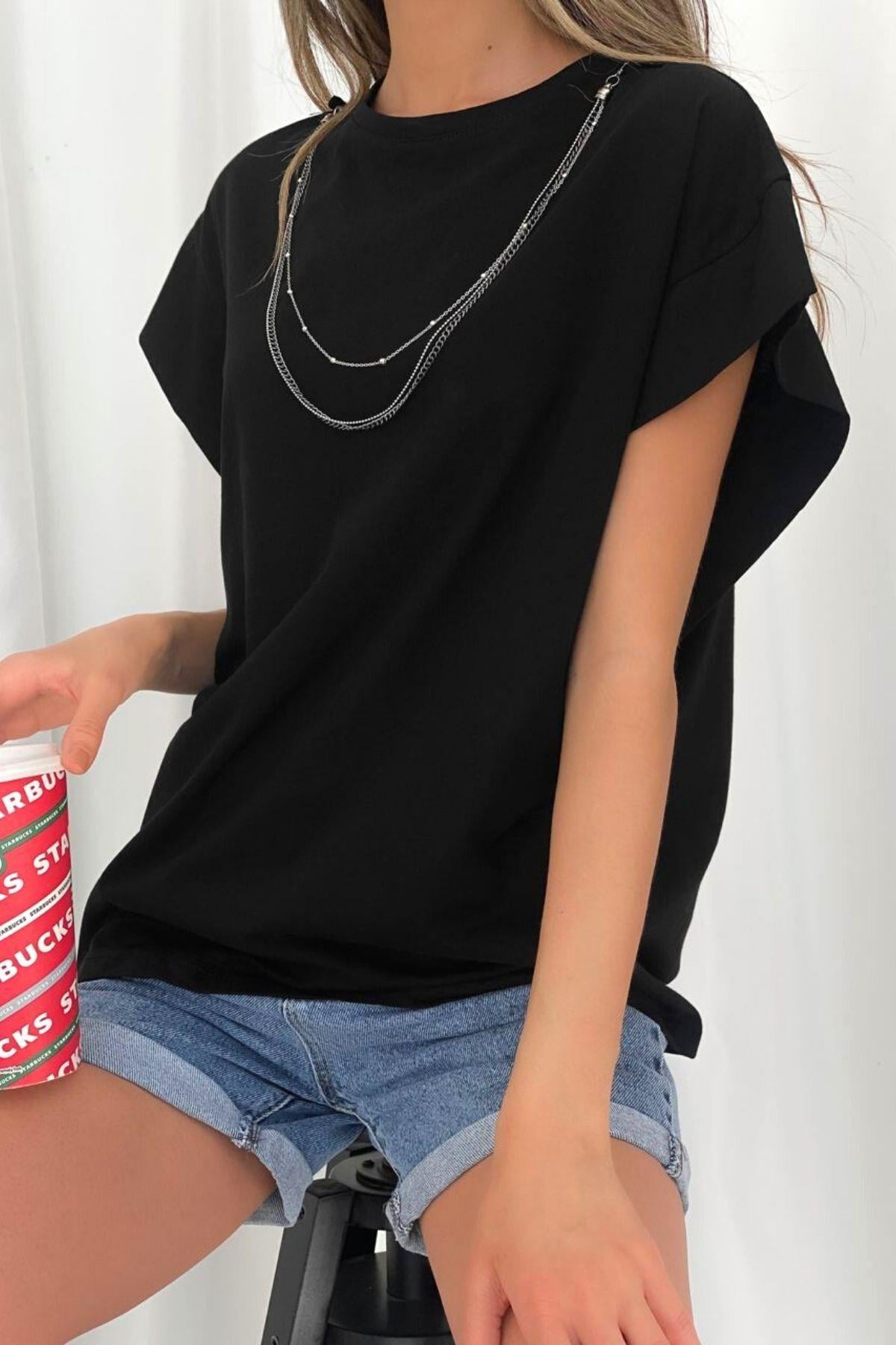 Kolsuz Kolyeli Basic T-Shirt Siyah