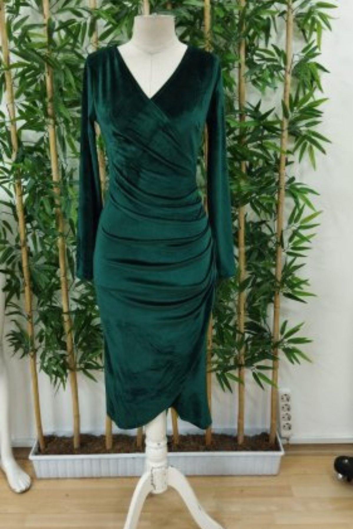 Kruvaze Yaka Bel Büzgü Detay Midi Kadife Elbise Yeşil