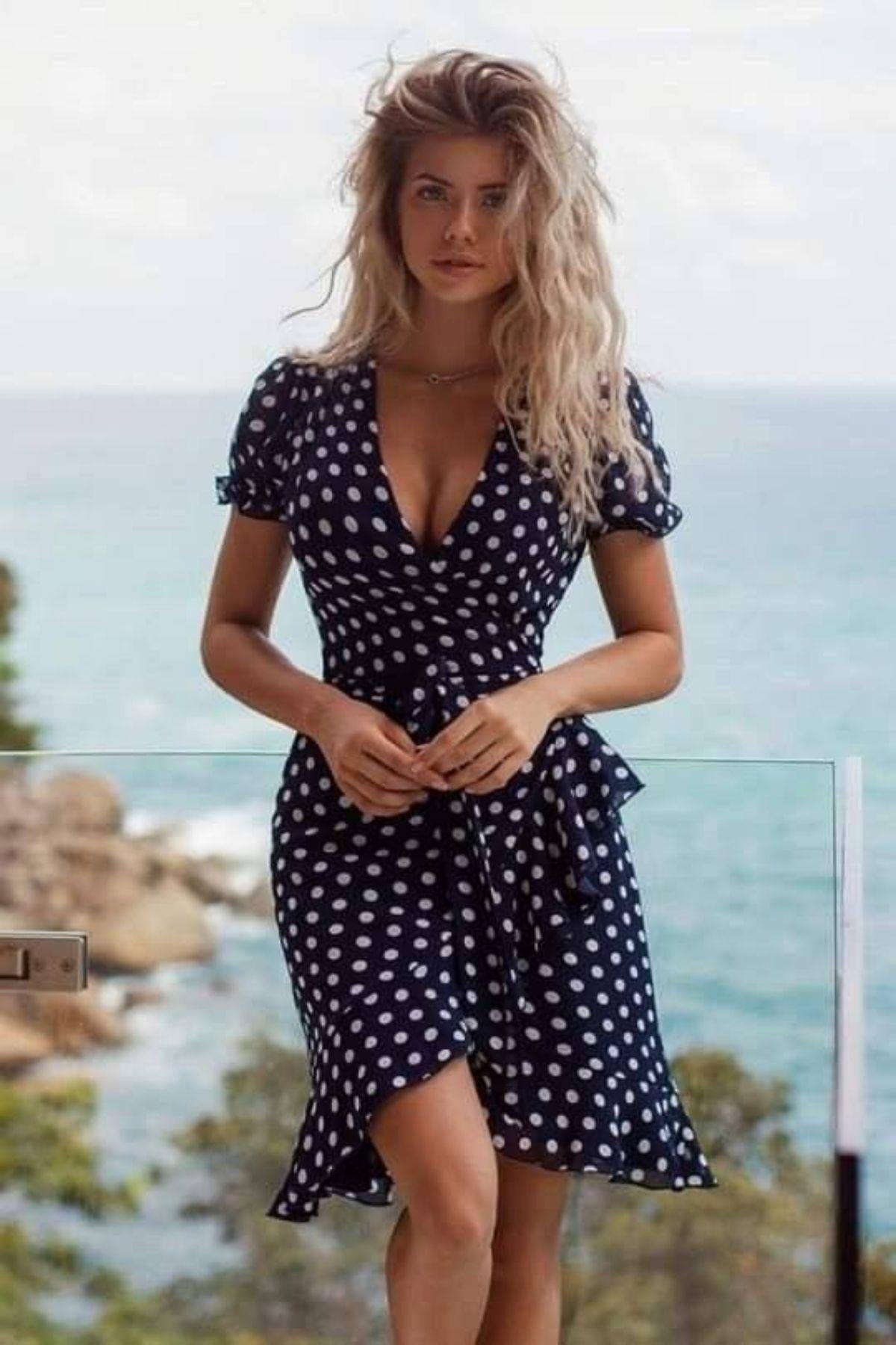 Kruvaze Yaka Puantiyeli Örme Krep Elbise Siyah