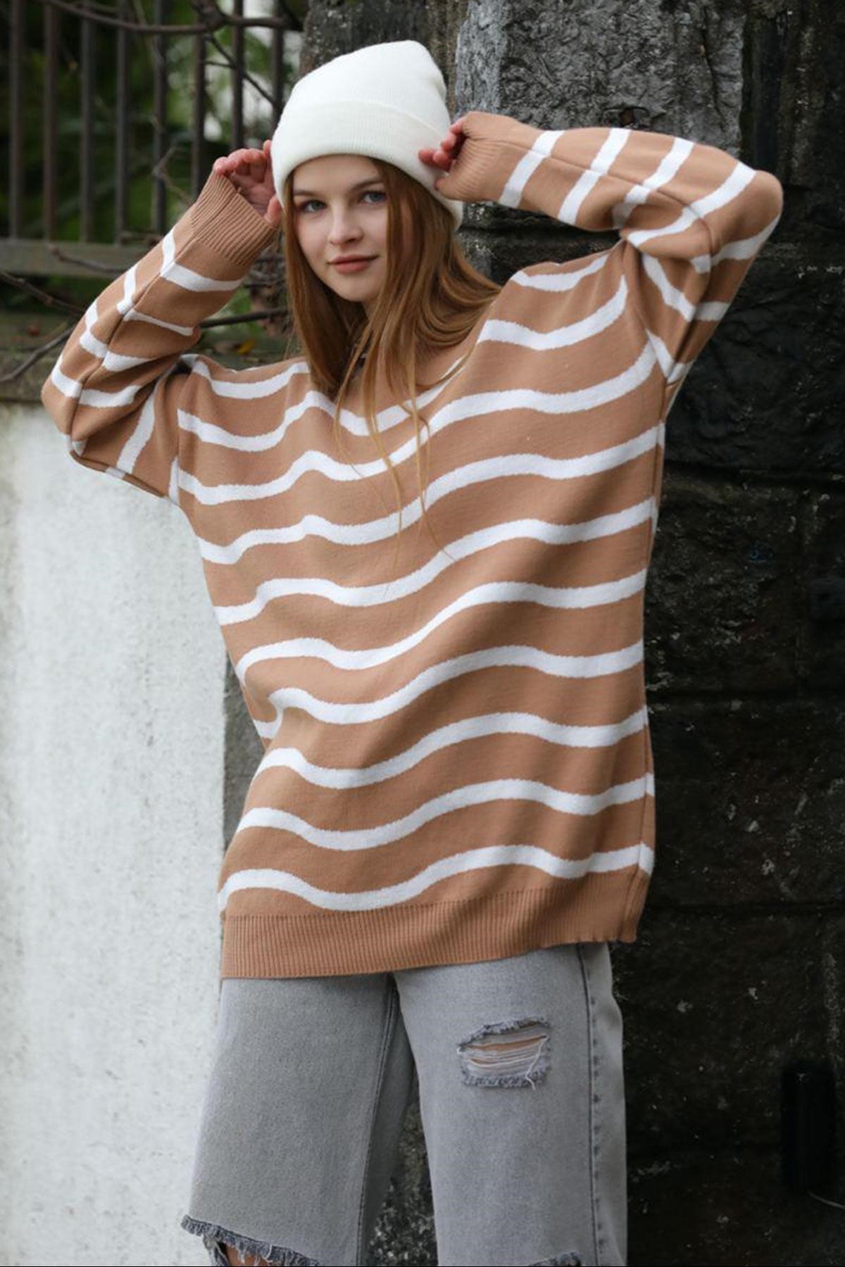 Oversize Bisiklet Yaka Vizon Kazak