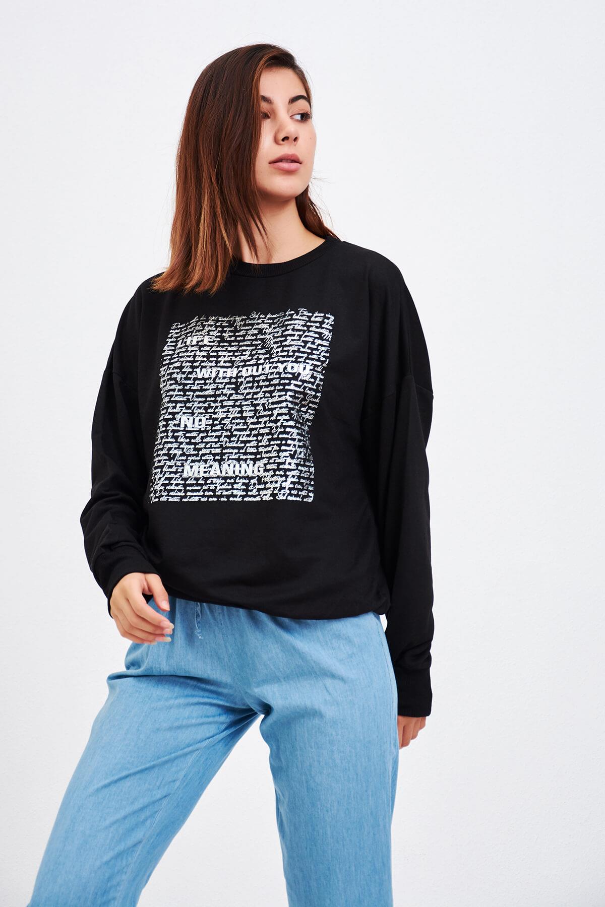 Parlak Yazı Detaylı Sweat Siyah
