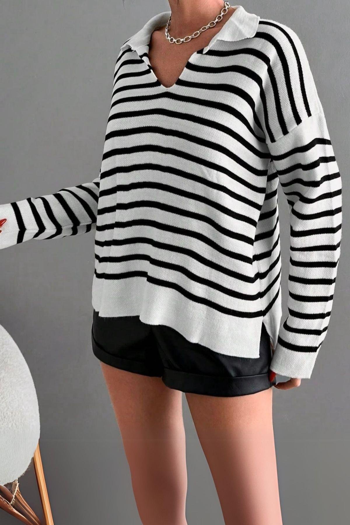 Polo Yaka Çizgi Desenli Salaş Triko Bluz Beyaz