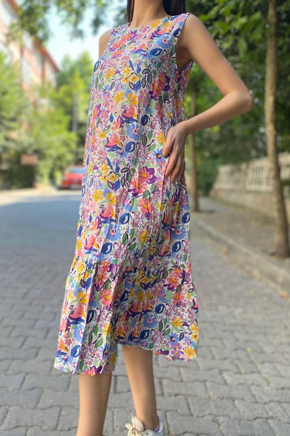 Sıfır Kol Eteği Fırfırlı Elbise