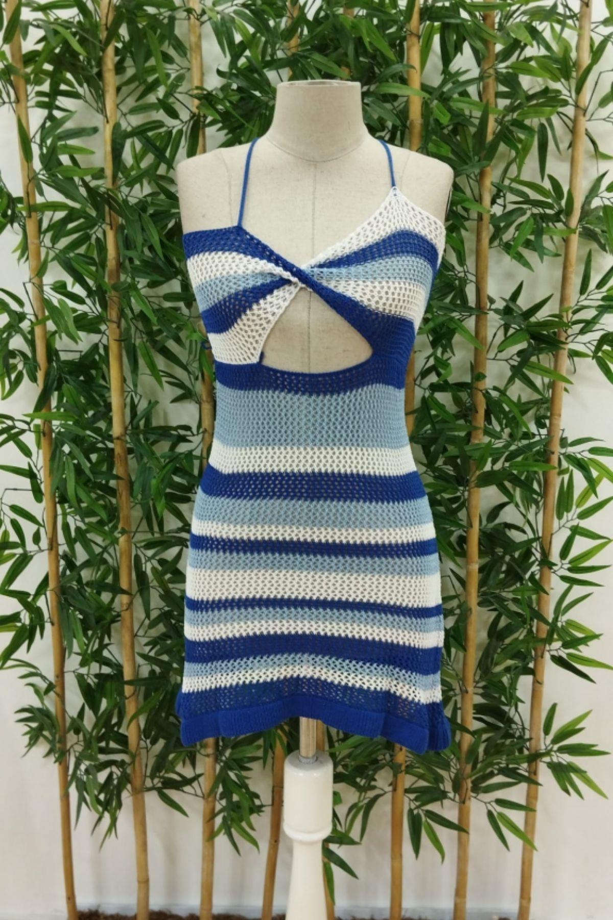 Sırtı Bağlamalı Pencere Detay Askılı Triko Elbise Mavi