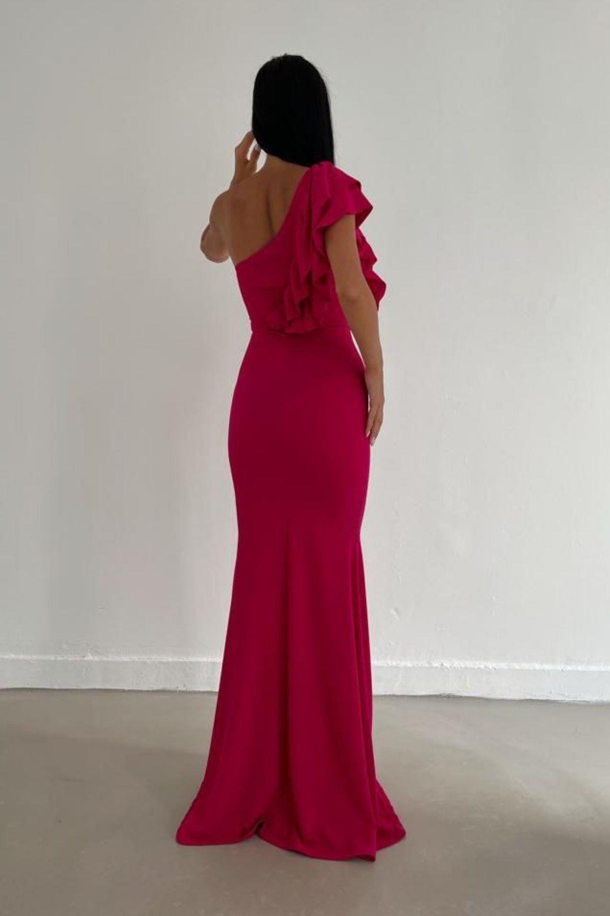 Tek Omuz Volanlı Balık Style Krep Elbise Fuşya