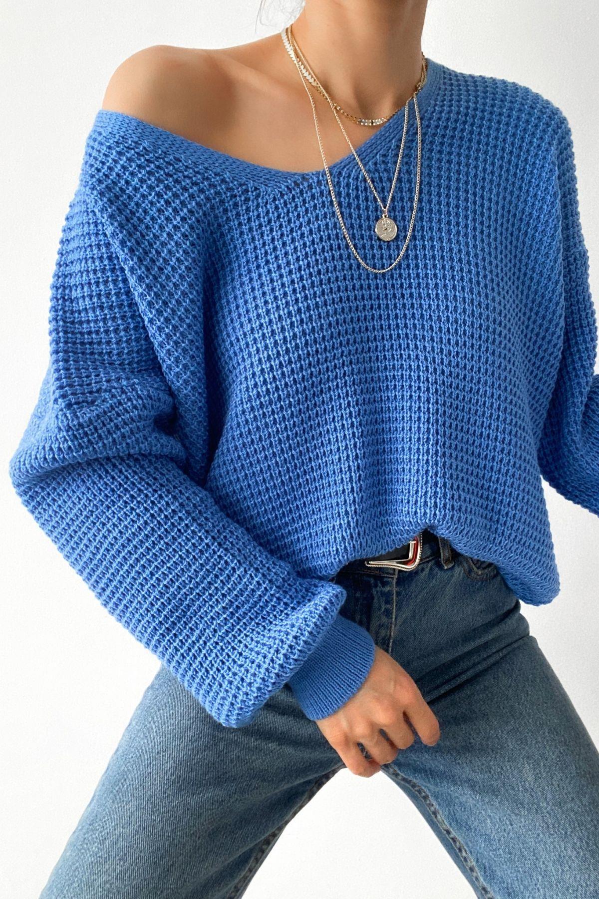 V Yaka Selanik Basic Kazak Mavi