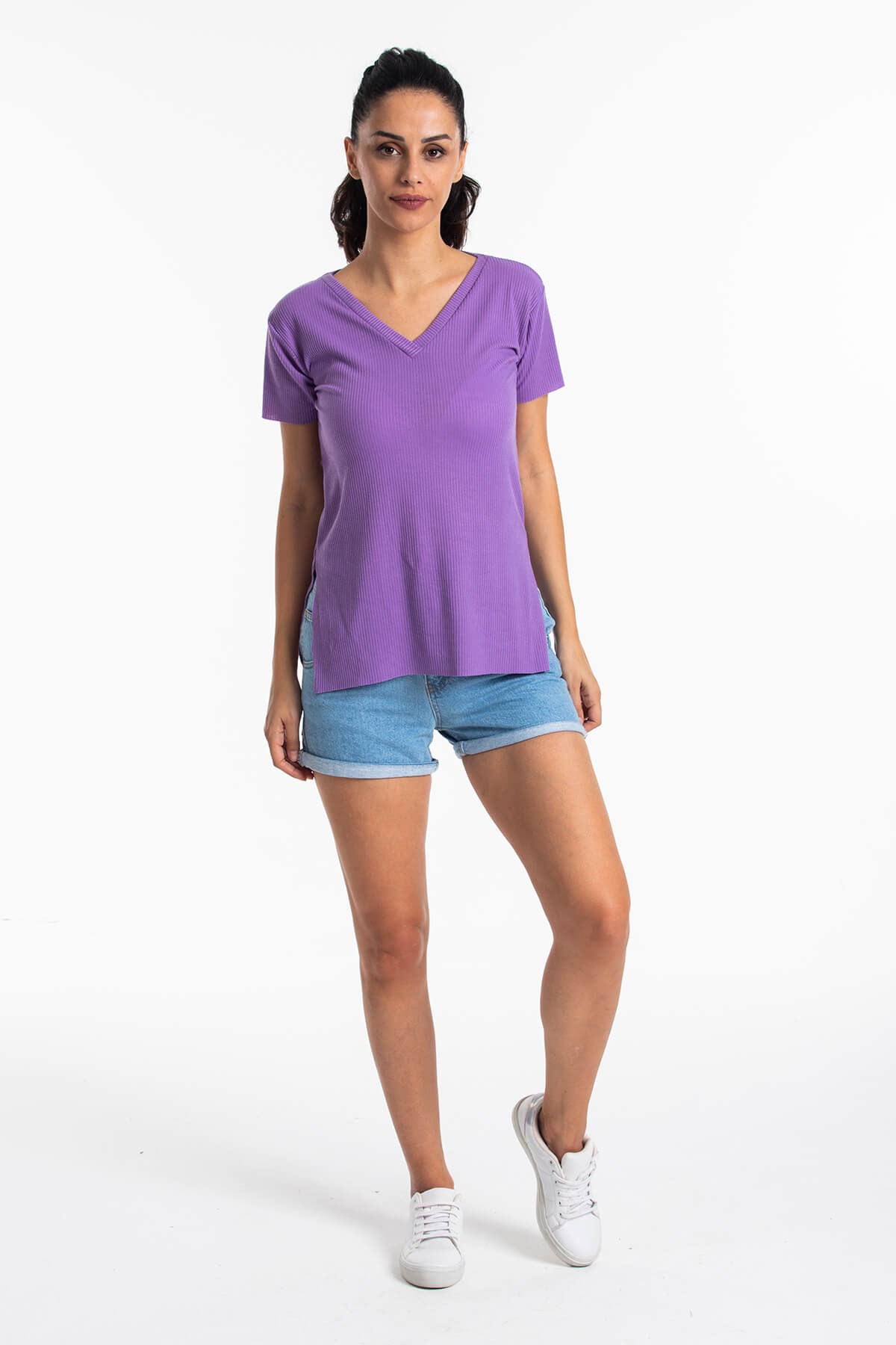 V Yaka Yırtmaçlı Kaşkorse T-Shirt Lila