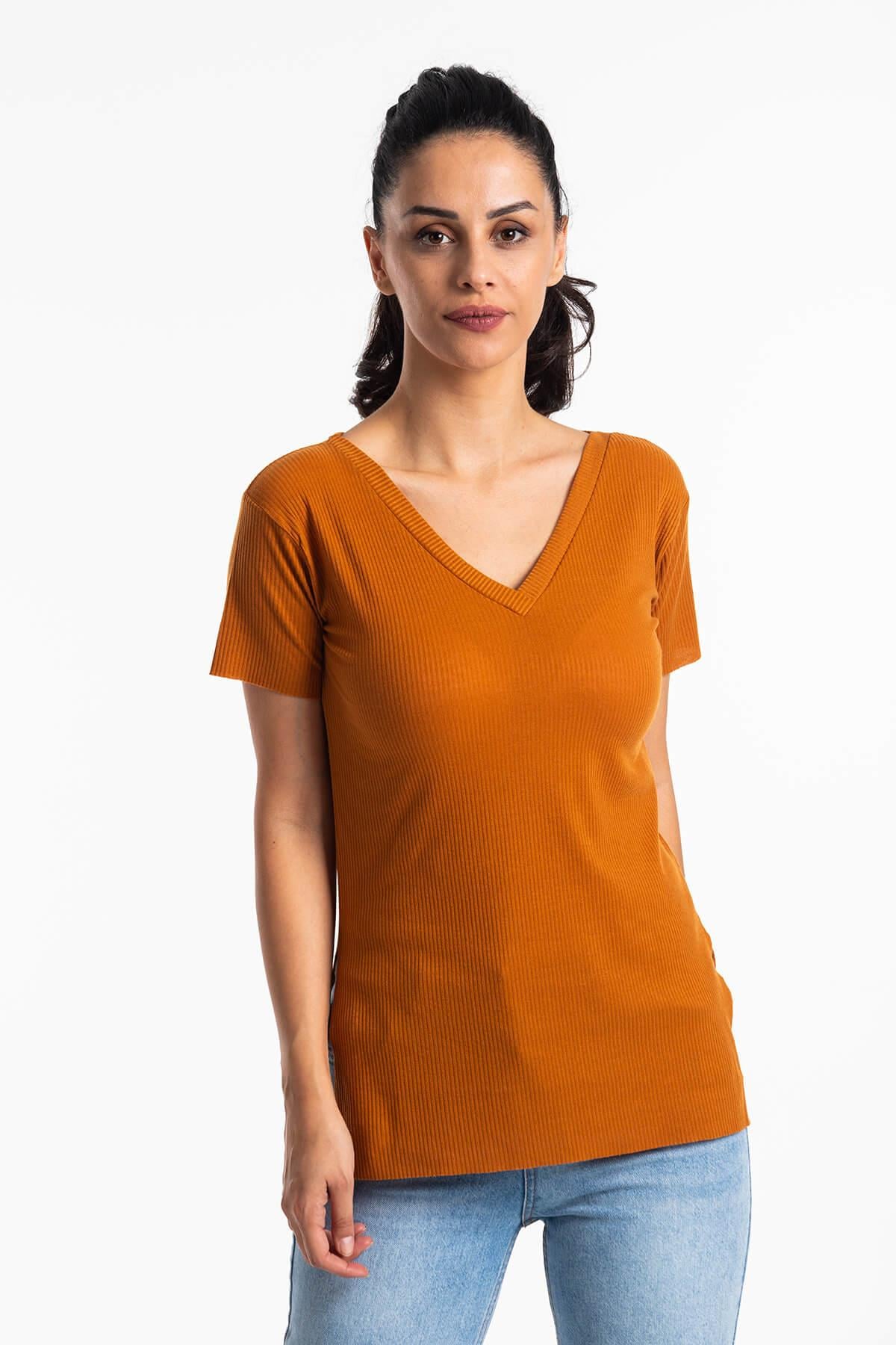 V Yaka Yırtmaçlı Kaşkorse T-Shirt Taba