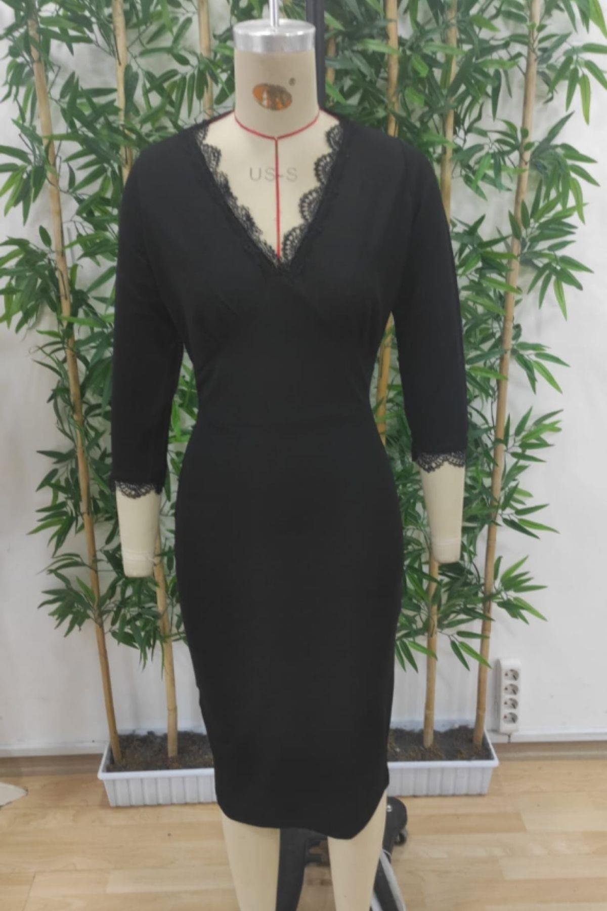 Yaka Dantel Detaylı Fakir Kol Midi Elbise Siyah