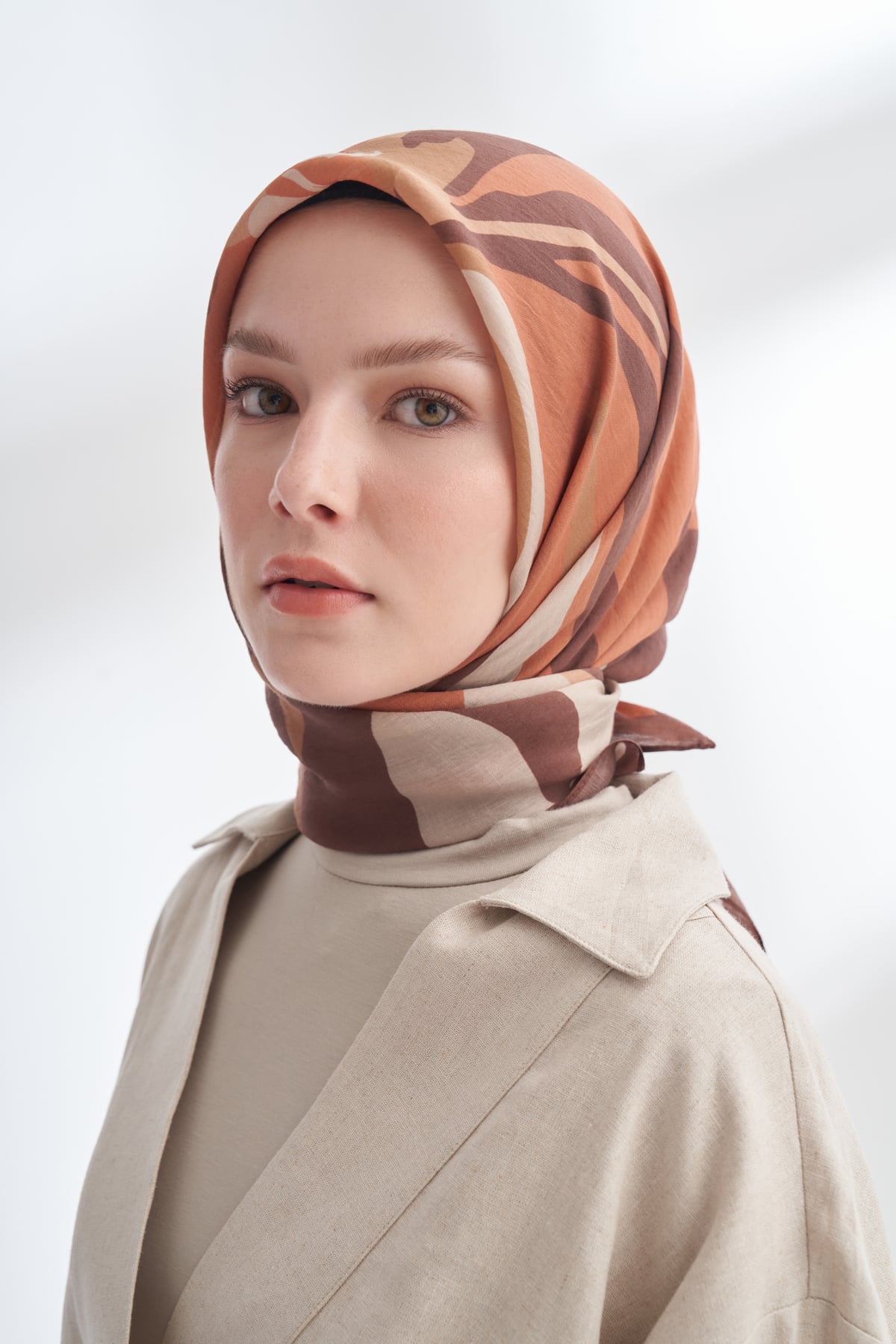 BLOOM FLOW DESEN THE TENCEL EDIT EŞARP - ALMOND
