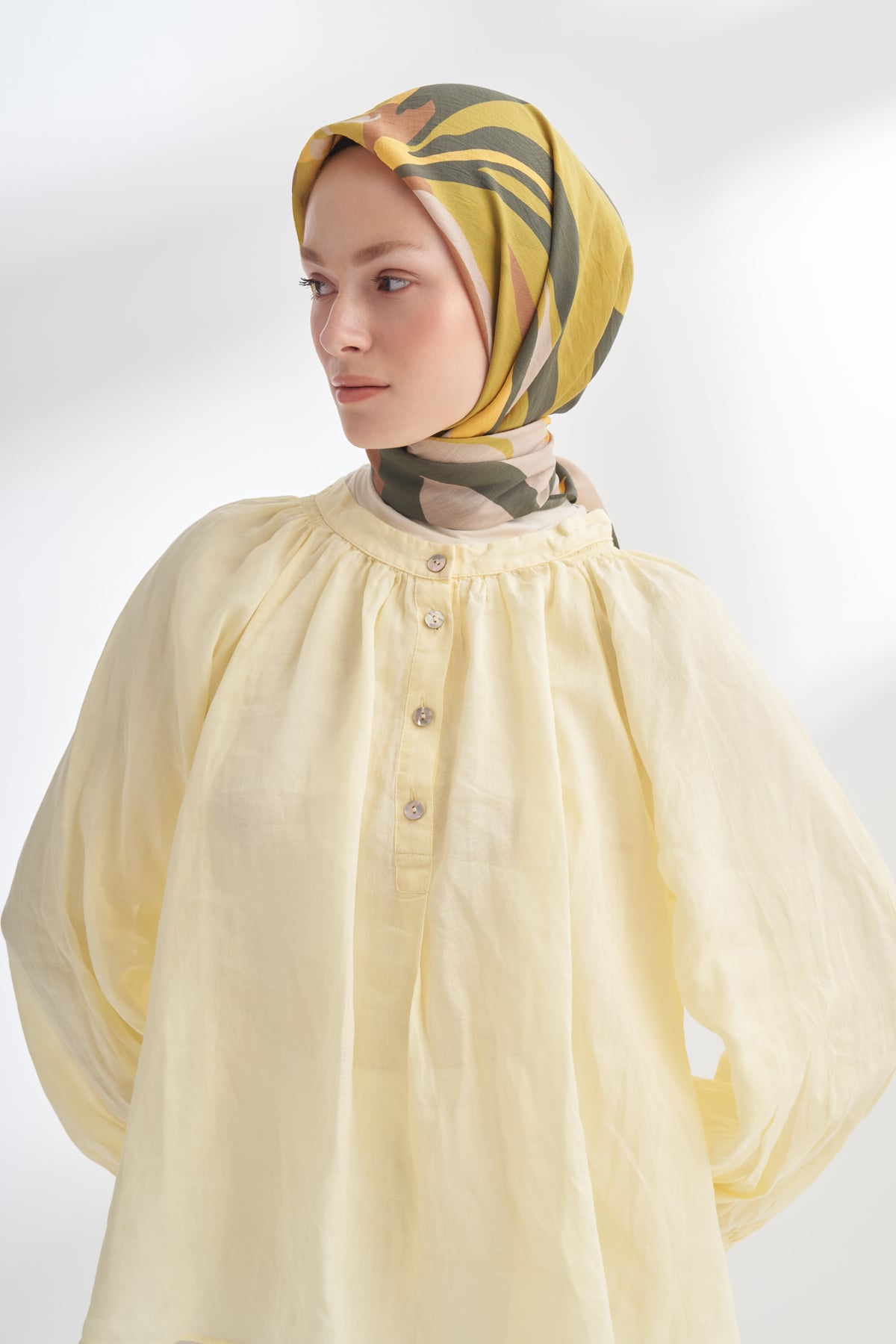 BLOOM FLOW DESEN THE TENCEL EDIT EŞARP - KETEN YEŞİLİ