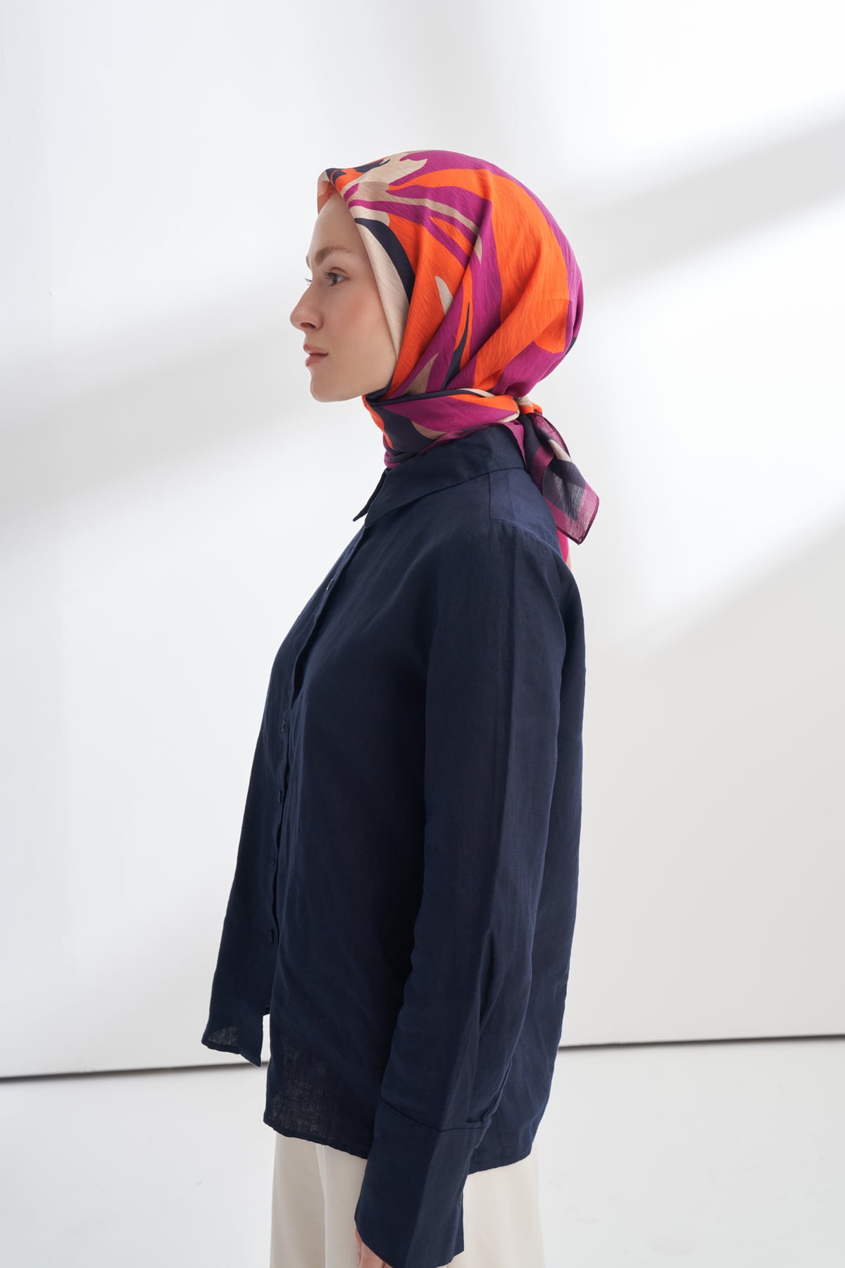 BLOOM FLOW DESEN THE TENCEL EDIT EŞARP - LACİVERT - MÜRDÜM