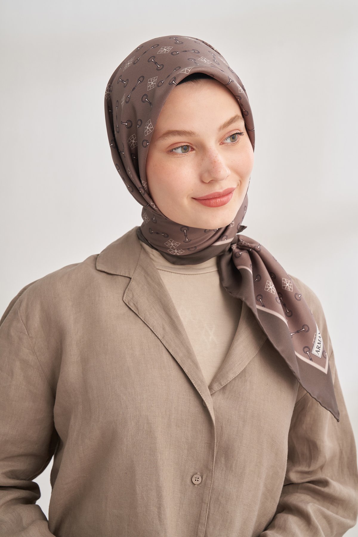 CHAIN DESEN TWILL İPEK EŞARP - VİZON