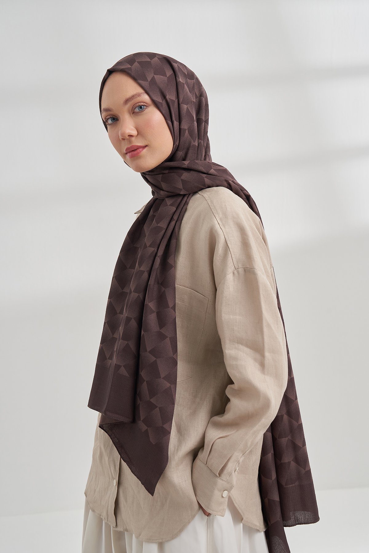 COTTON MONOGRAM GEOMETRİK DESEN ŞAL - ACI KAHVE