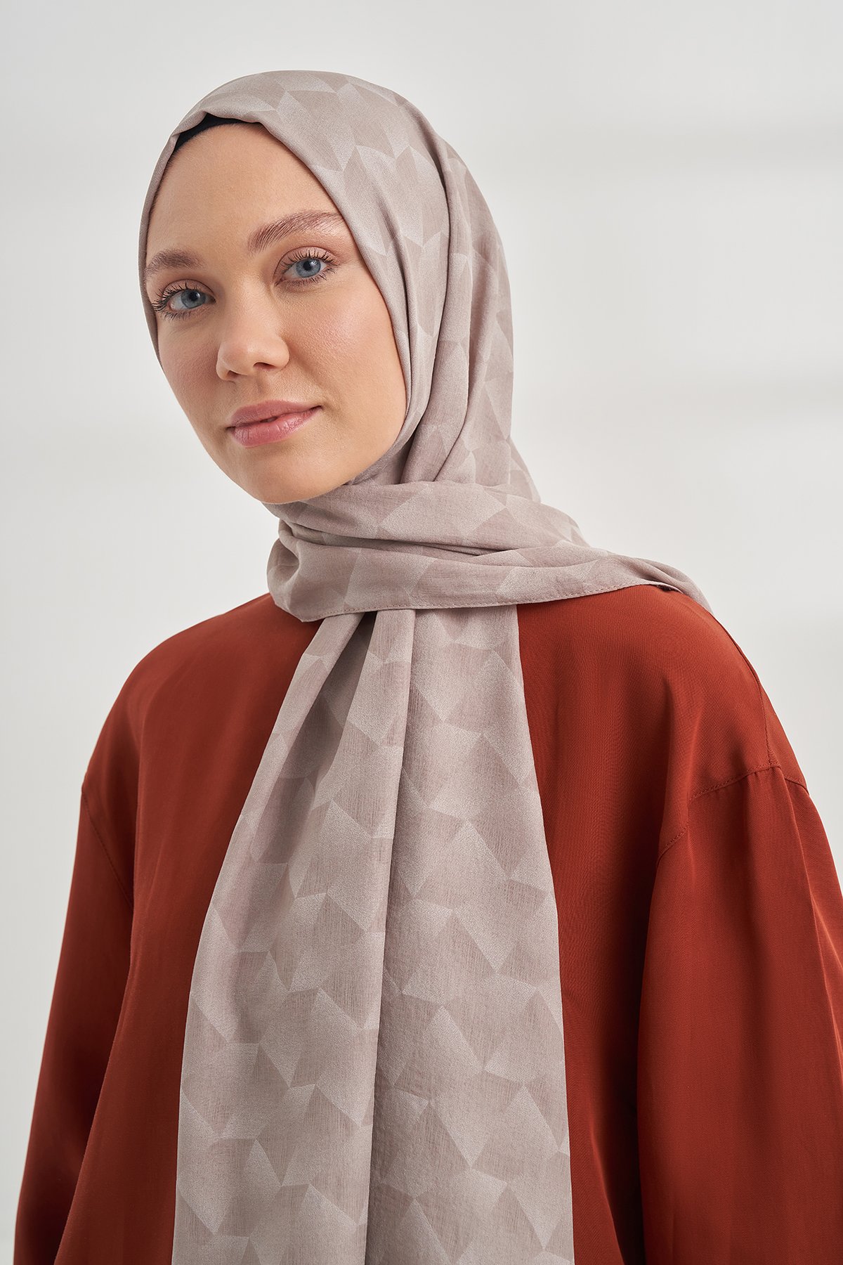 COTTON MONOGRAM GEOMETRİK DESEN ŞAL - AÇIK VİZON