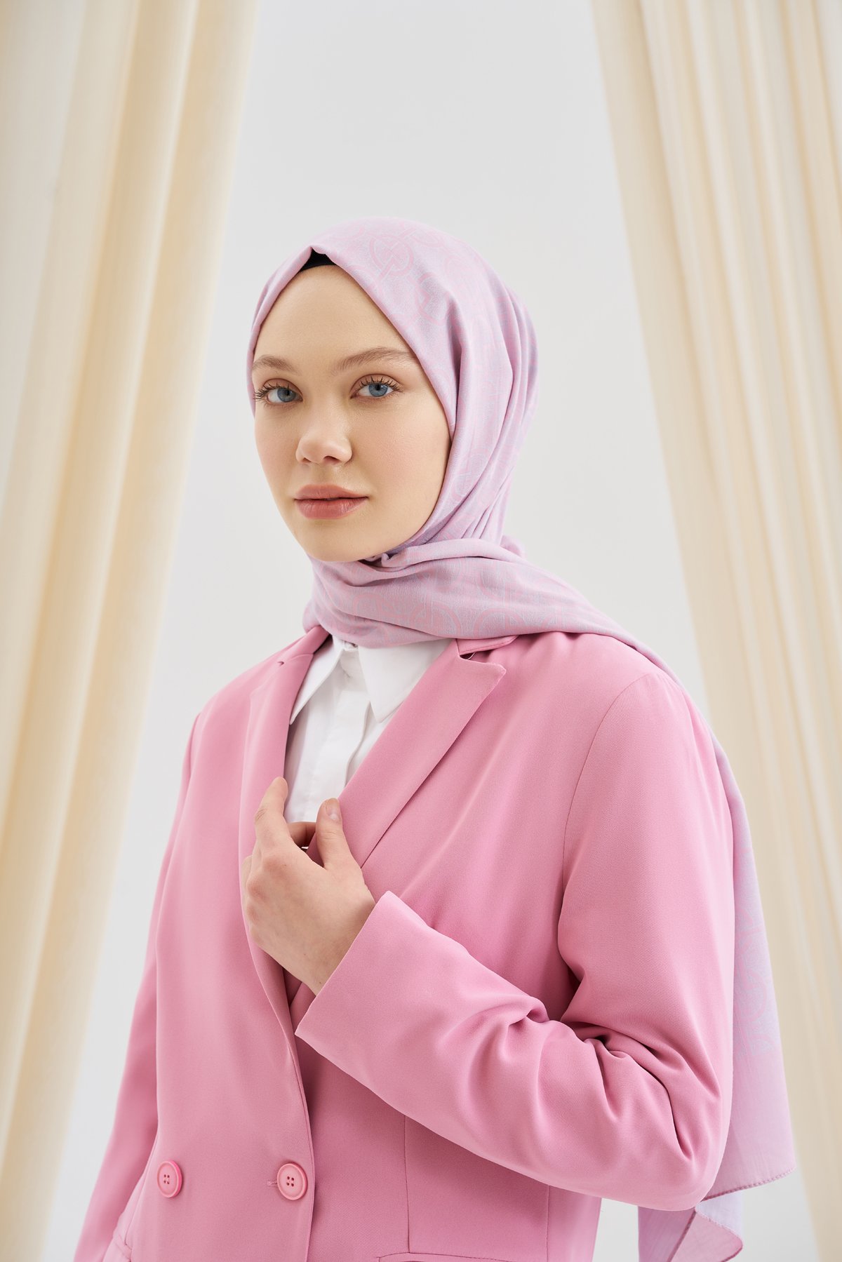 DAİRE DESEN ŞAL - SİSLİ PUDRA