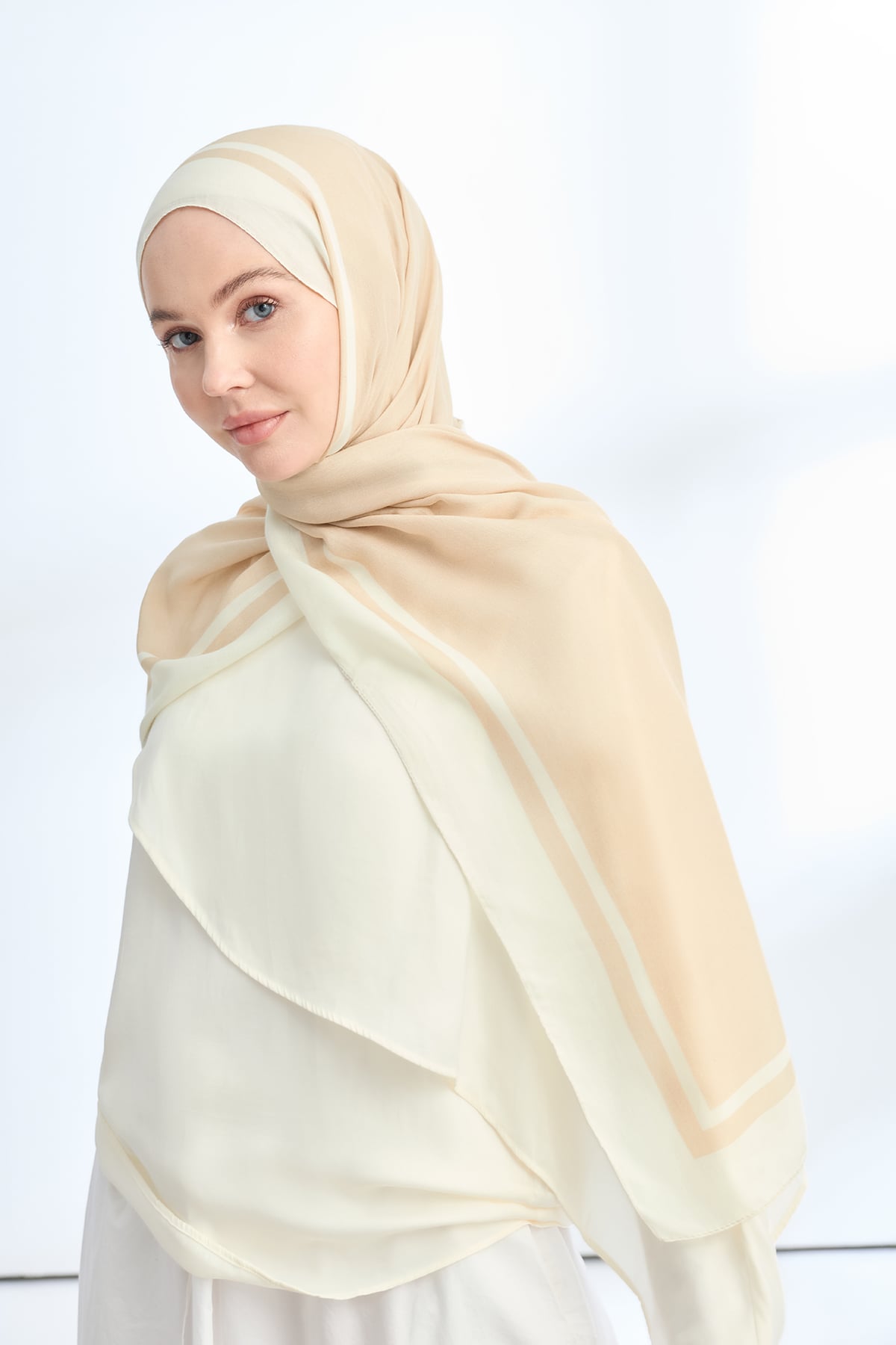 ELEGANT HARMONY FRAME DESEN ŞAL -  BEJ