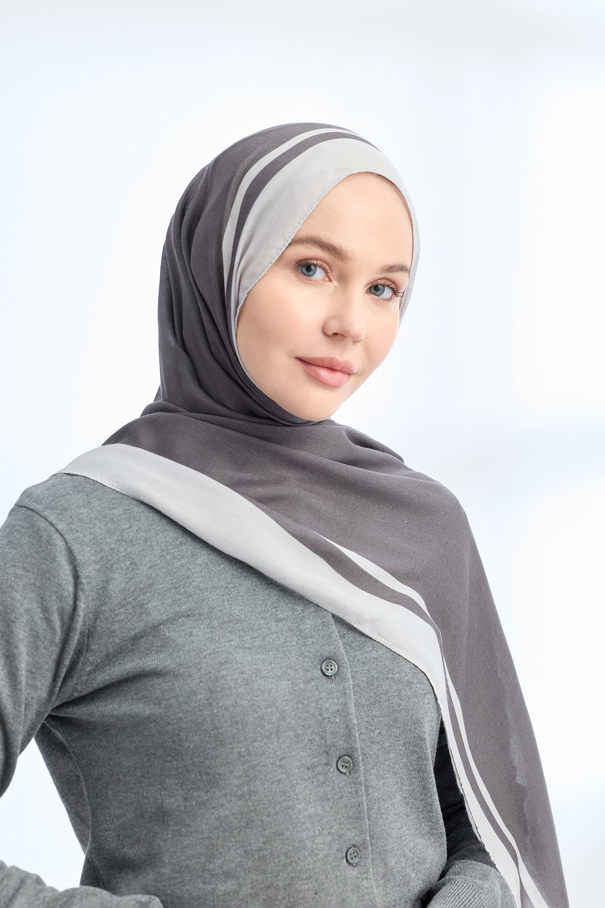 ELEGANT HARMONY FRAME DESEN ŞAL - FÜME - GRİ