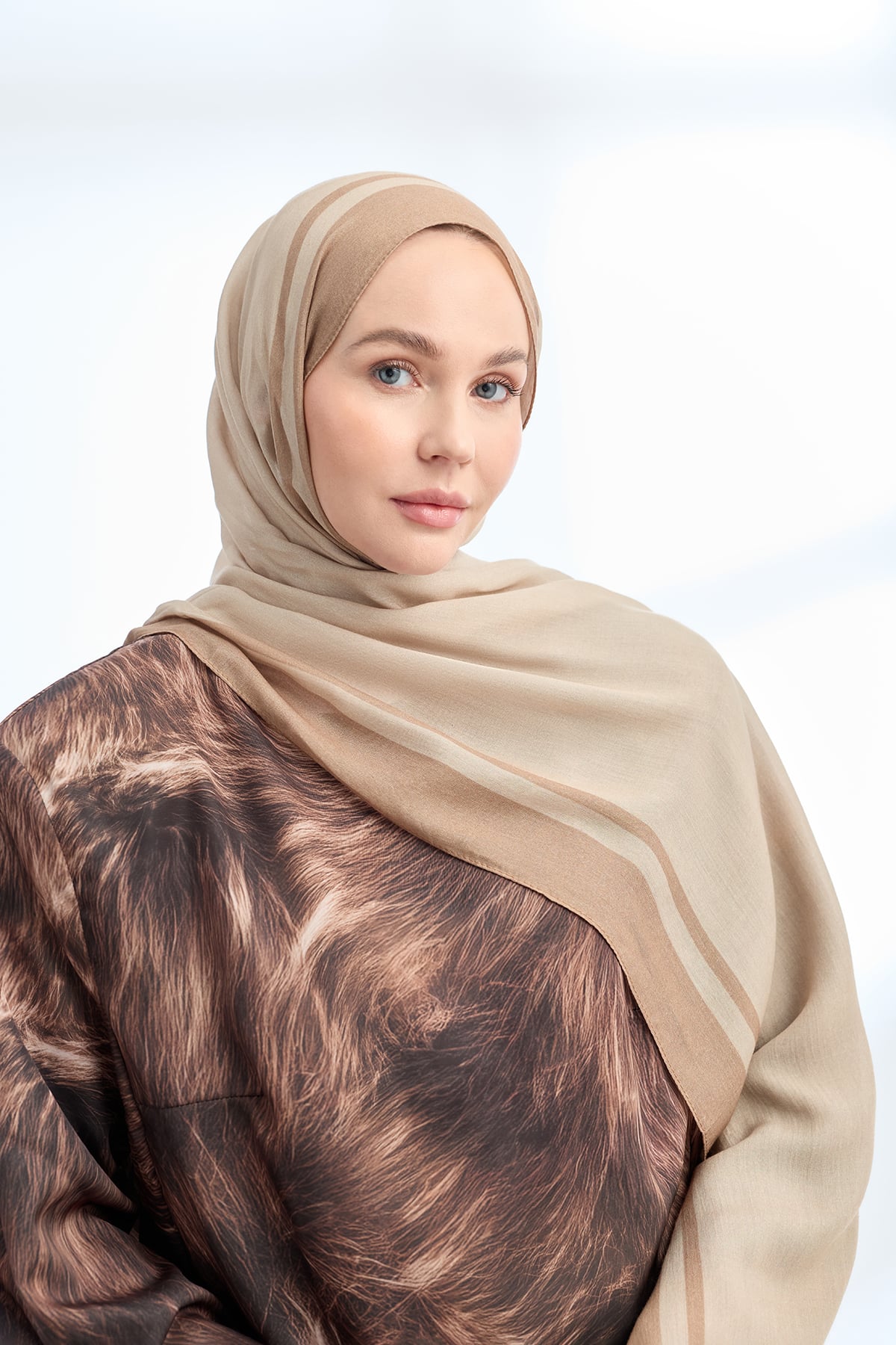 ELEGANT HARMONY FRAME DESEN ŞAL - KOYU BEJ