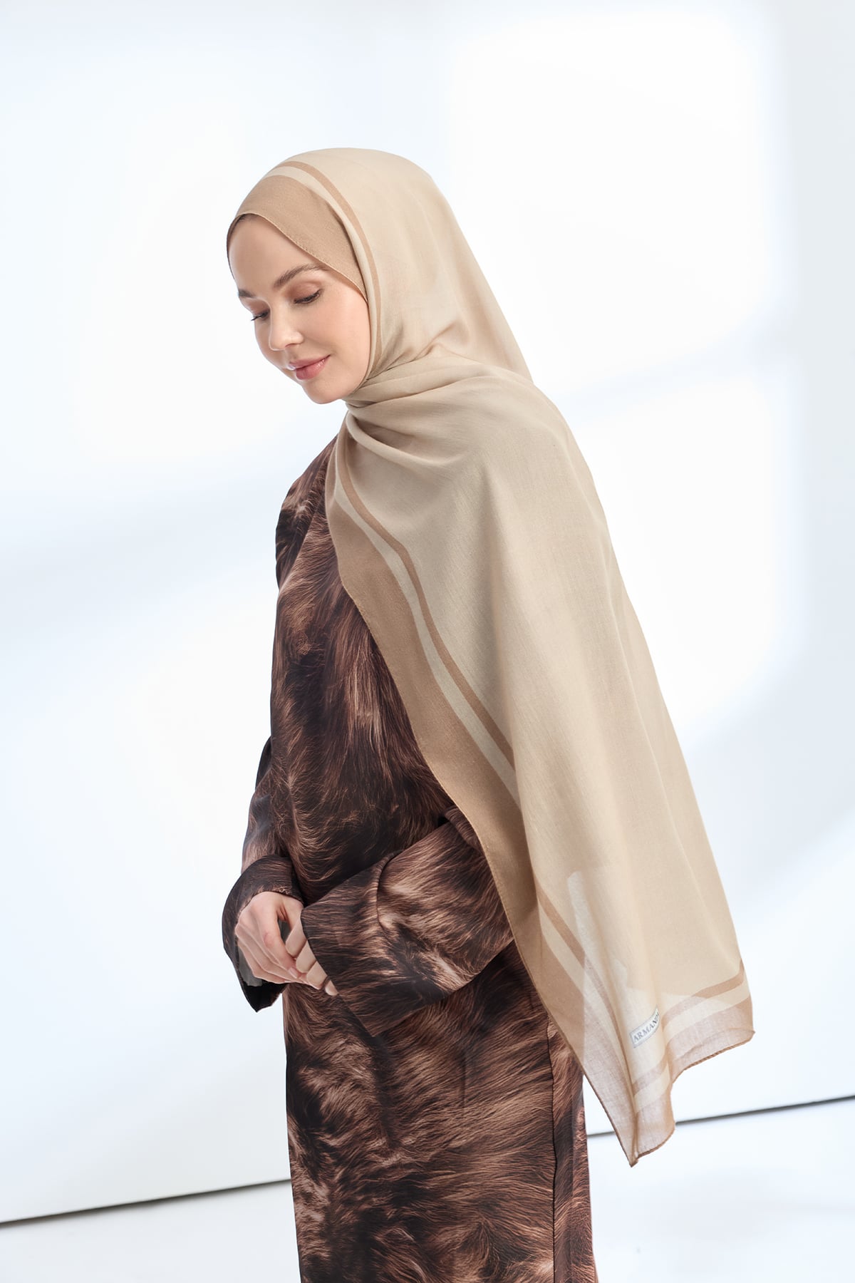 ELEGANT HARMONY FRAME DESEN ŞAL - KOYU BEJ