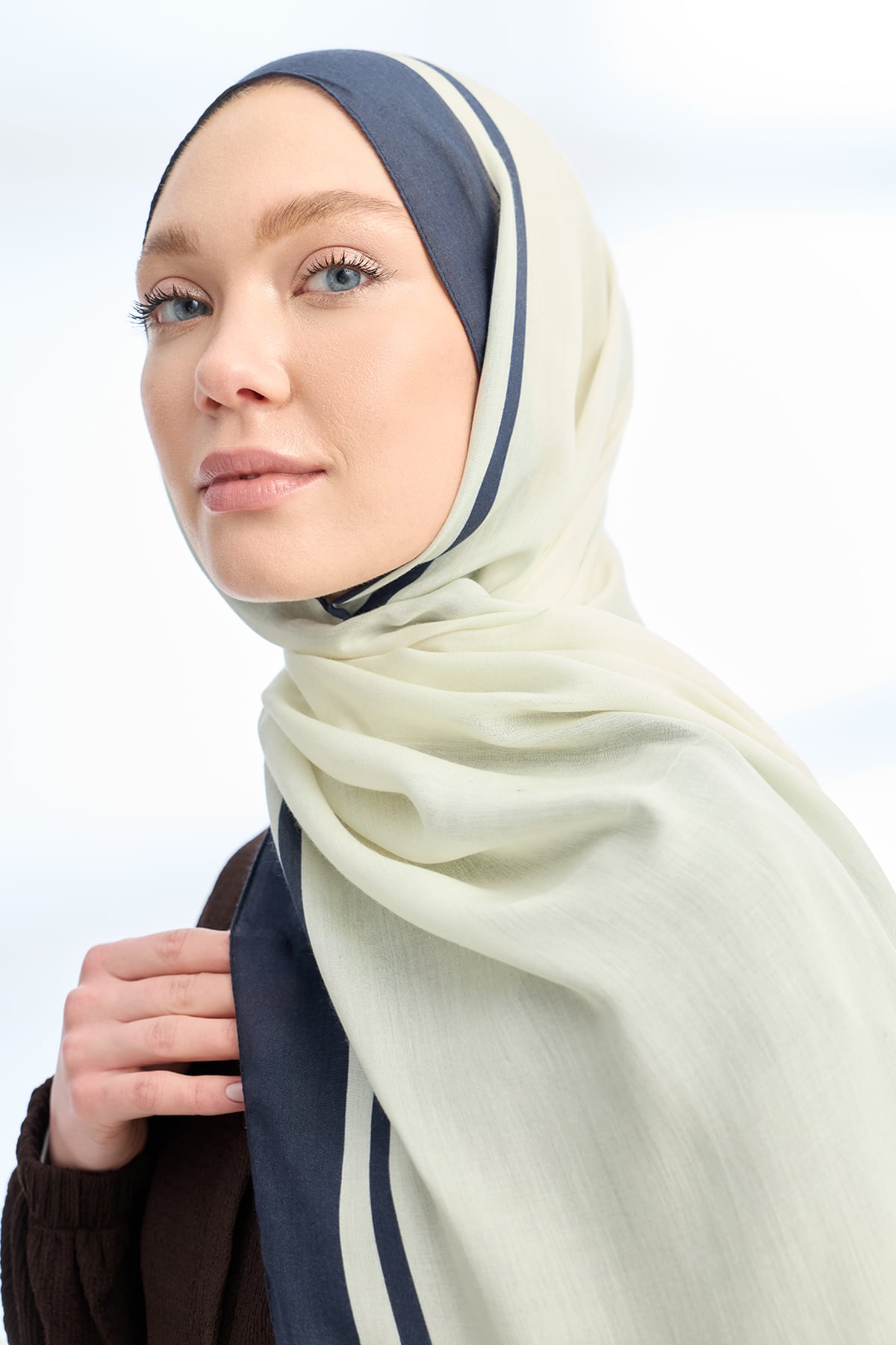 ELEGANT HARMONY FRAME DESEN ŞAL - KREM - LACİVERT