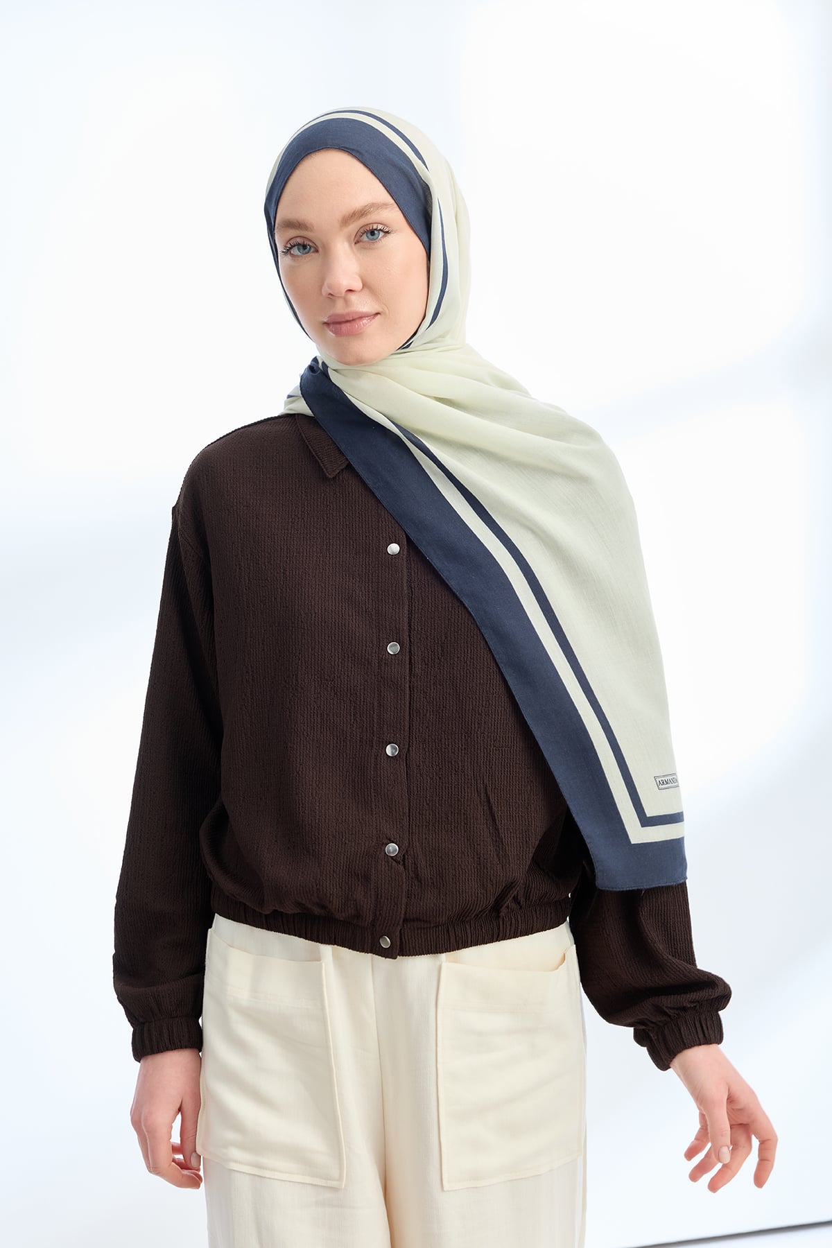 ELEGANT HARMONY FRAME DESEN ŞAL - KREM - LACİVERT